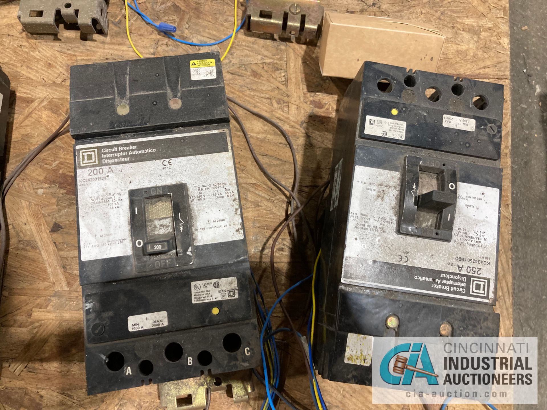 (LOT) ALLEN BRADLEY AND SQUARE D ELECTRICAL ON SKID - Image 2 of 3