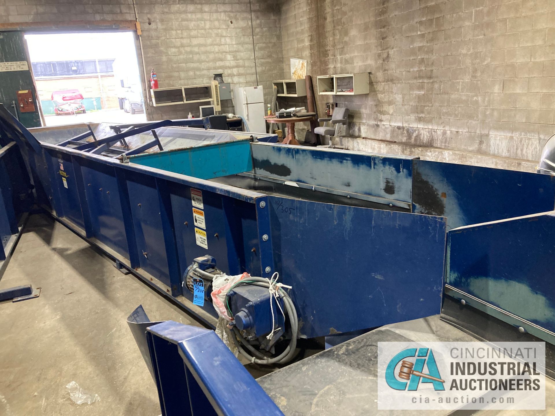 (LOT) 48" WIDE EZ-TRAX CONVEYOR, (3) SECTIONS WITH OVERALL LENGTH OF 80' - Image 4 of 8