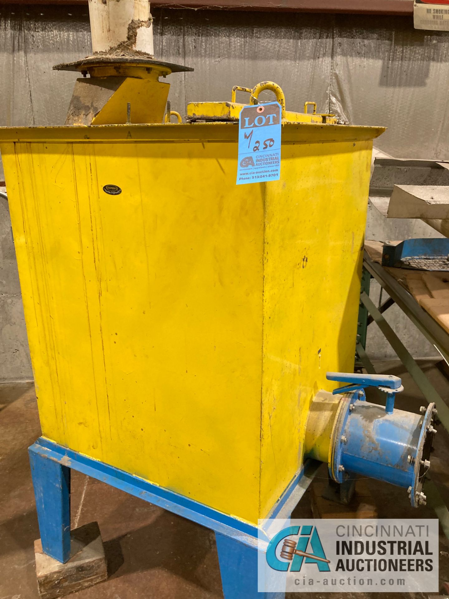 (LOT) 258 KW / 60" DIAMETER PLATFORM TYPE DENSIFIER - UNIT DISSAMBLED AND LOT CONTAINS RELATED - Image 12 of 12