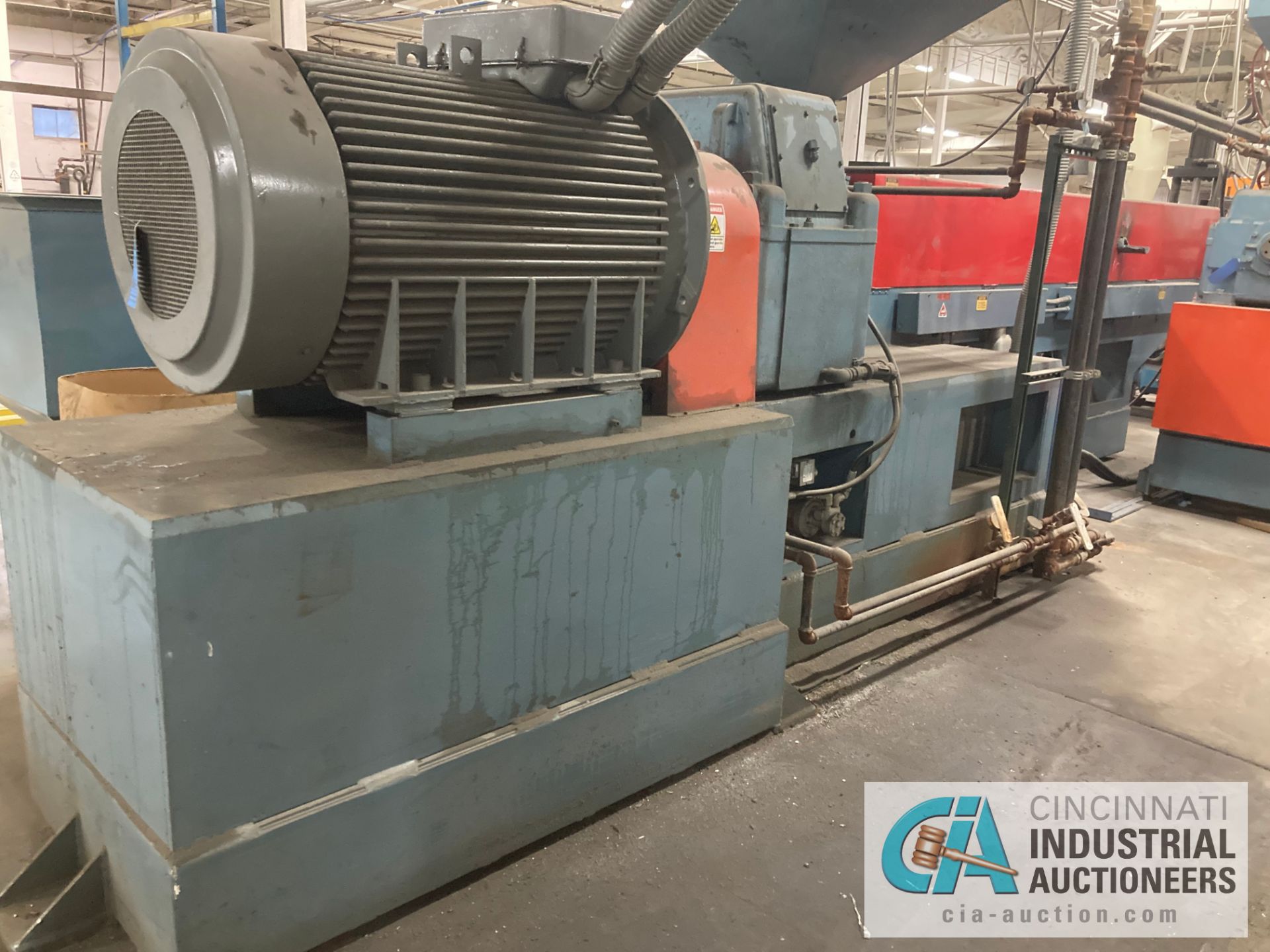 6" JOHNSON SINGLE SCREW EXTRUDER; S/N 4348-47, 30.1 L/D RATIO VENTED BARREL, 13.95 GEARBOX RATIO, - Image 2 of 15