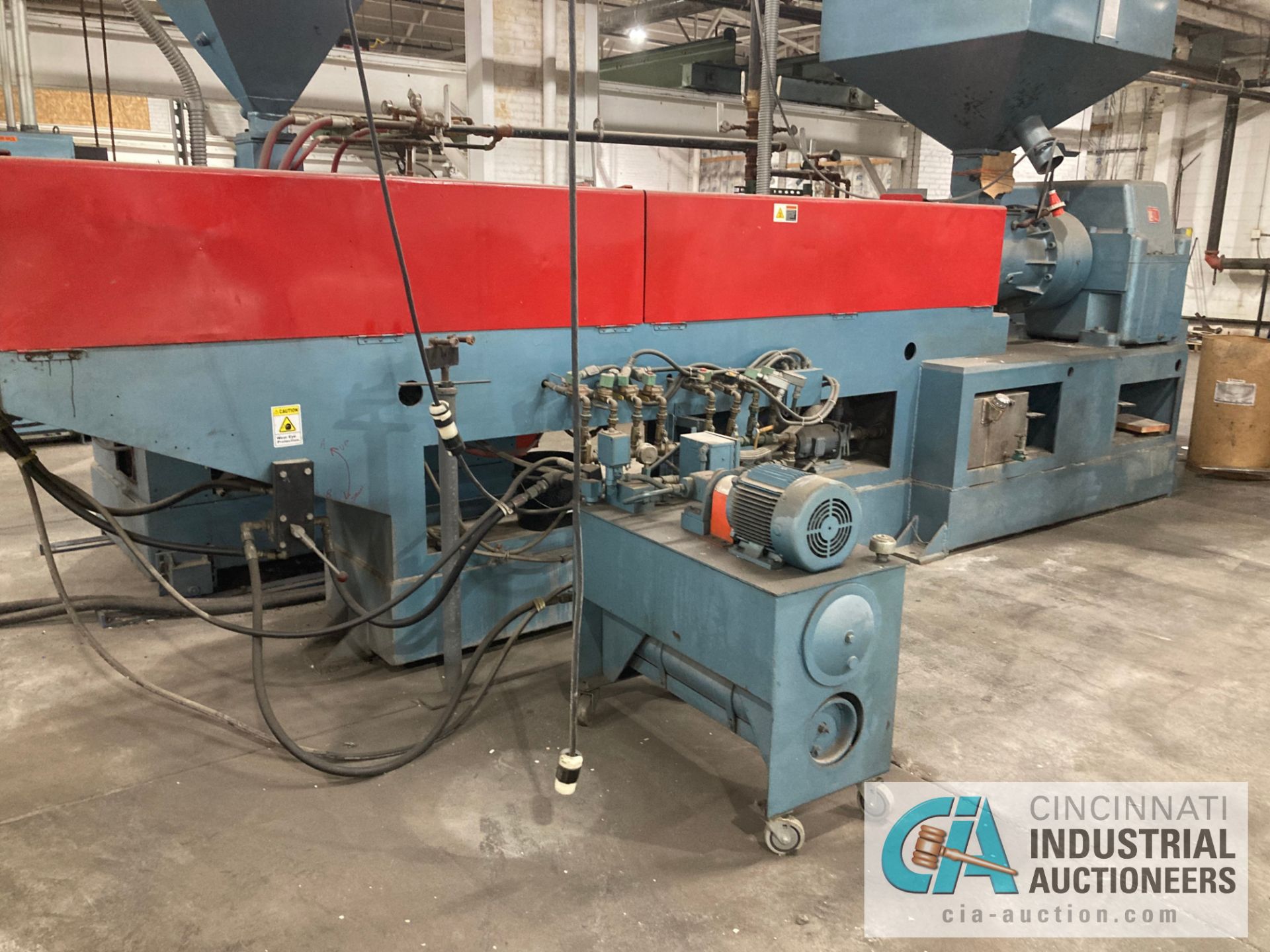 ****6" JOHNSON SINGLE SCREW EXTRUDER; S/N 4348-47, 30.1 L/D RATIO VENTED BARREL, 13.95 GEARBOX R