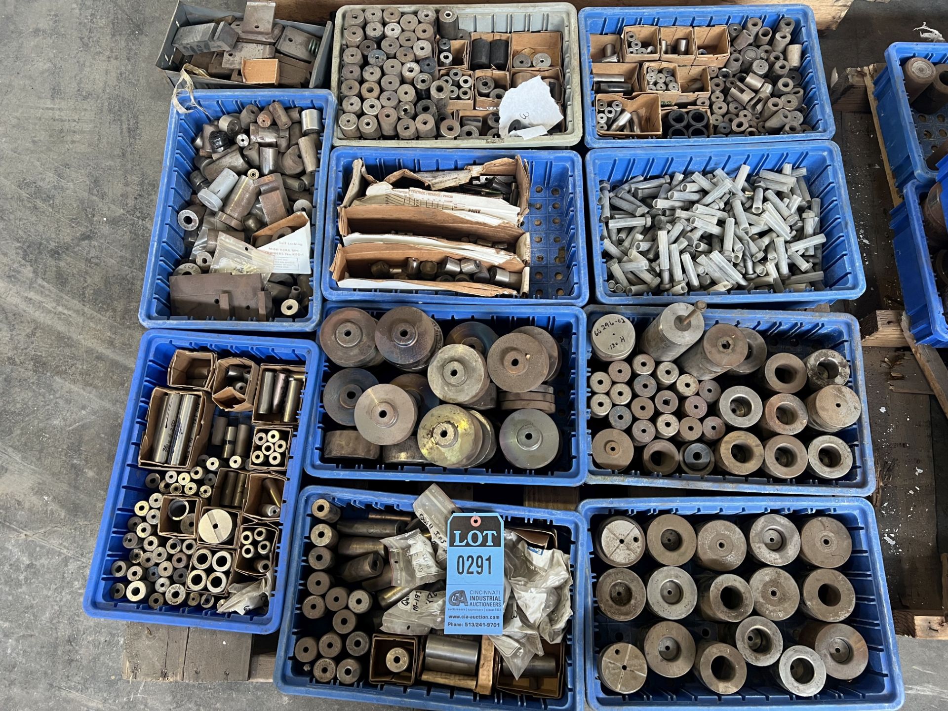 (LOT) ASSORTED HEADER / BOLT MAKER TOOLING: 2.54 - 3.50 **For convenience, the loading fee of $25.00