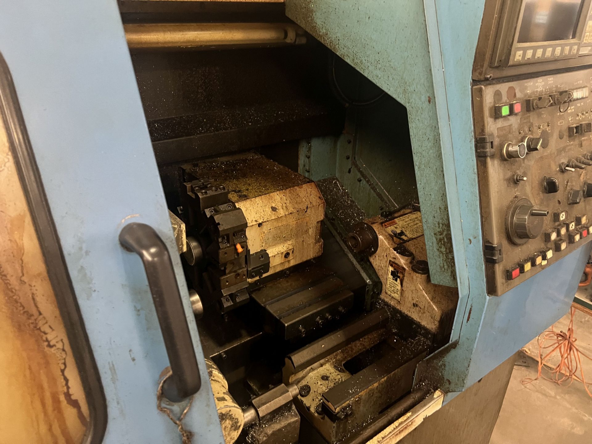 HYUNDAI MODEL HIT-8F CNC TURNING CENTER; S/N 14757002 **For convenience, the loading fee of $200.00 - Image 5 of 10