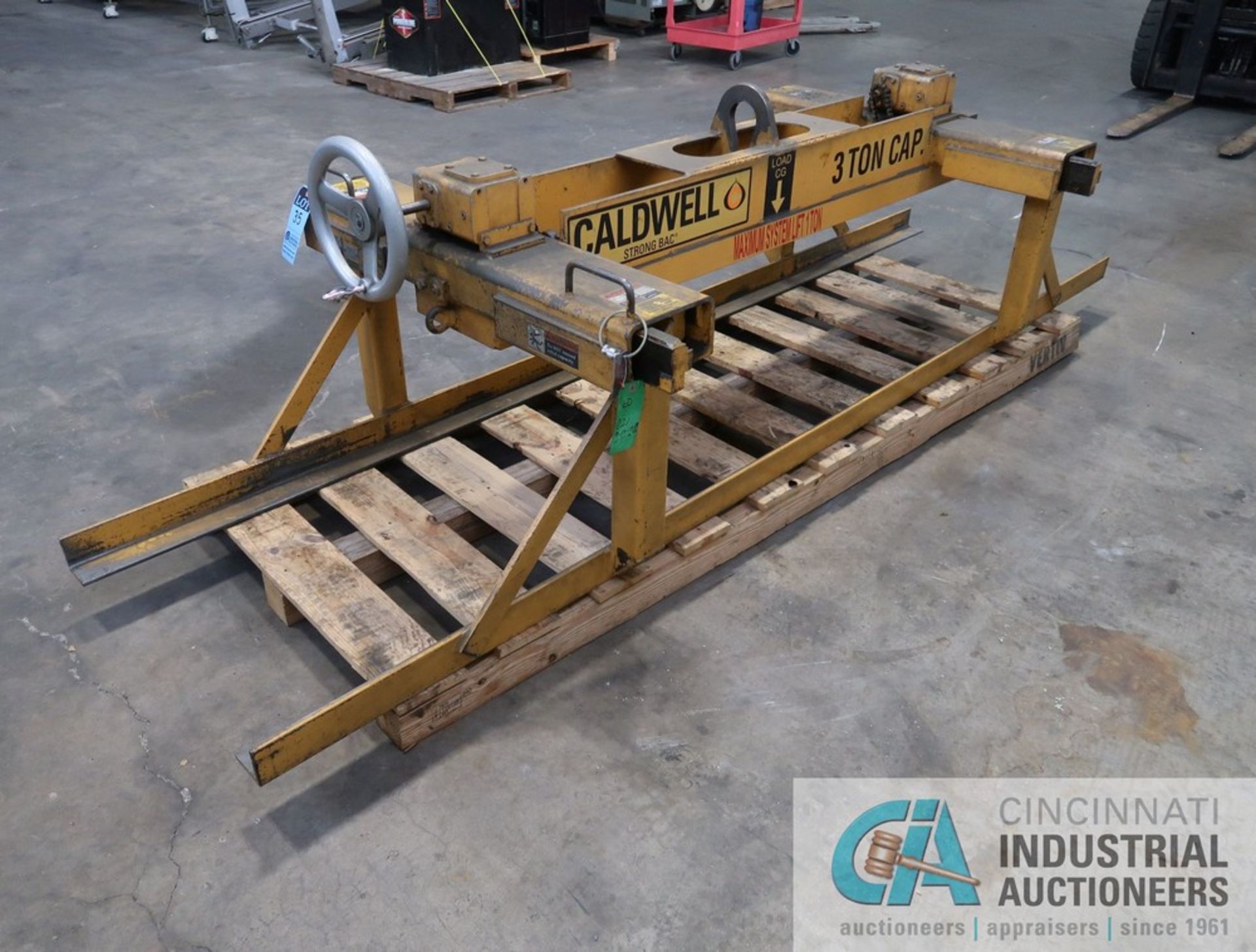 3 TON CAPACITY CALDWELL MODEL 60S-3-60 CRANE SHEET LIFTER; S/N 10-32061 - Image 2 of 5