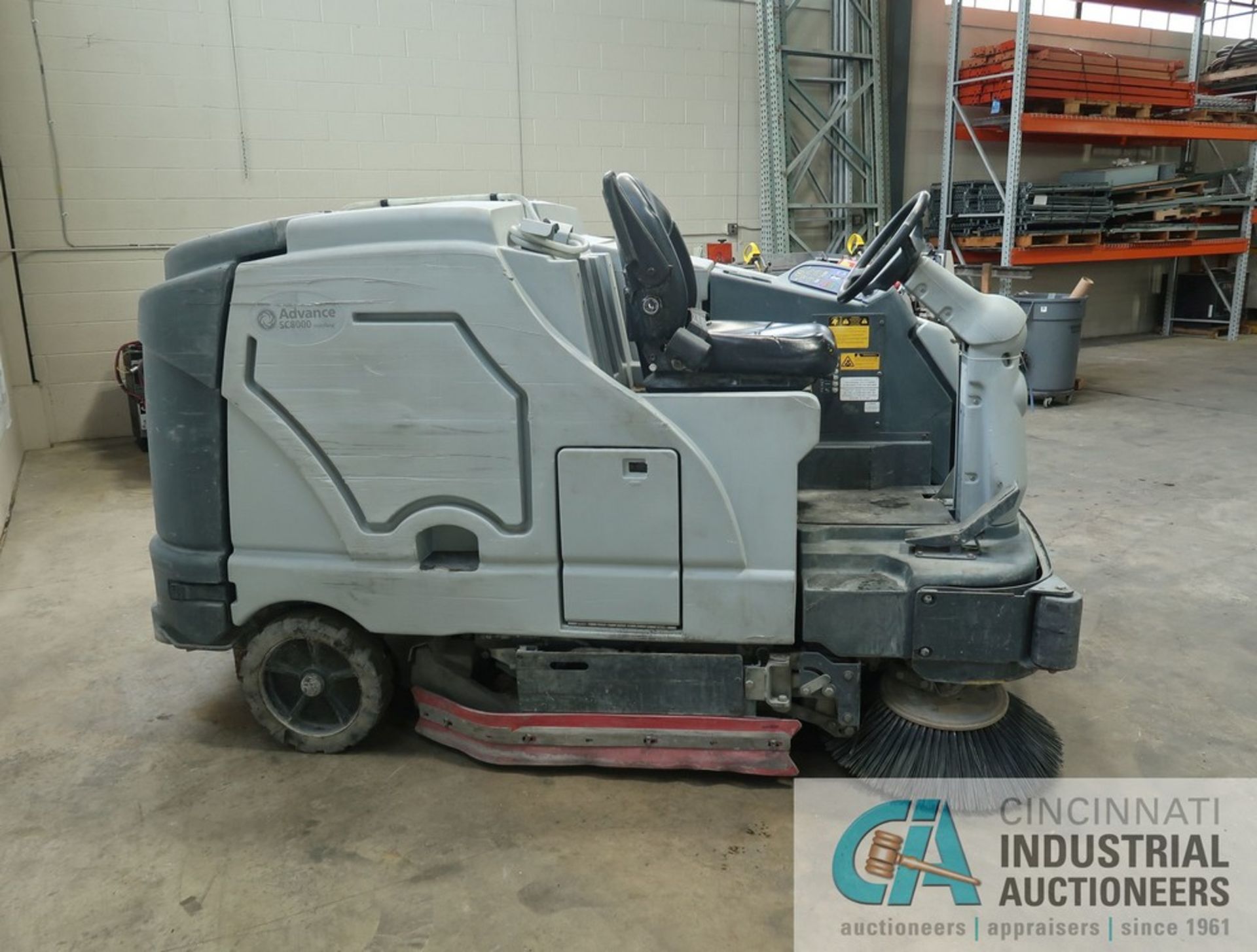 2019 ADVANCE MODEL SC8000 LP GAS FLOOR SCRUBBER; S/N 1000069070, 1,198 HOURS SHOWING - Image 6 of 11