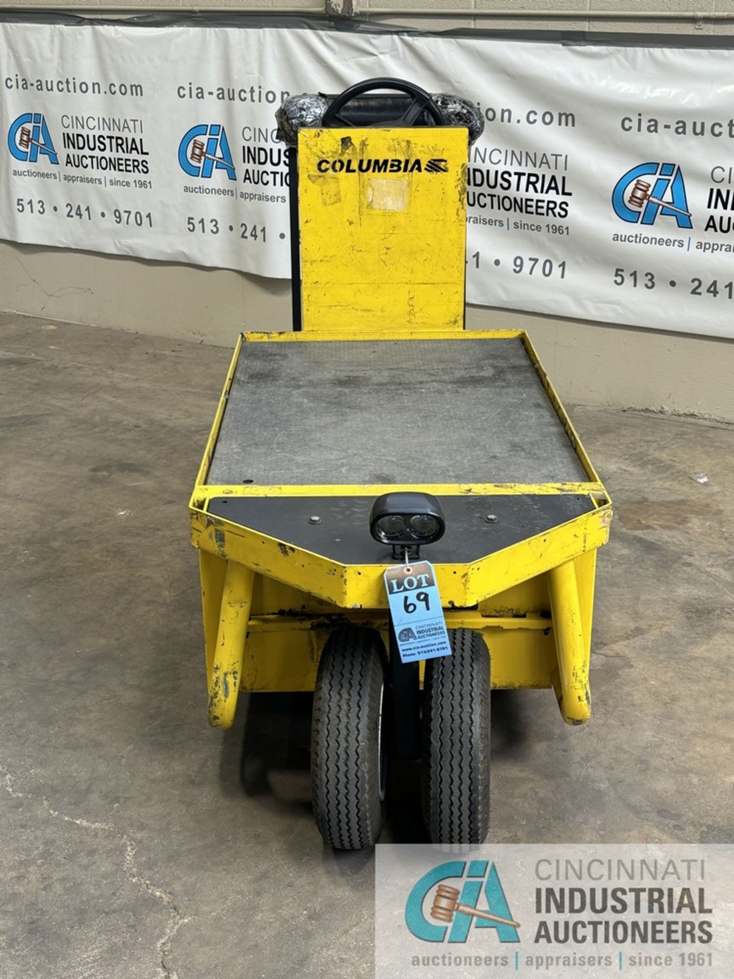 COLUMBIA MODEL IS-12-24 STOCKCHASER STAND-UP ELECTRIC MAINTENANCE CART; S/N 12SE2-3ZR0187, WITH - Image 2 of 11