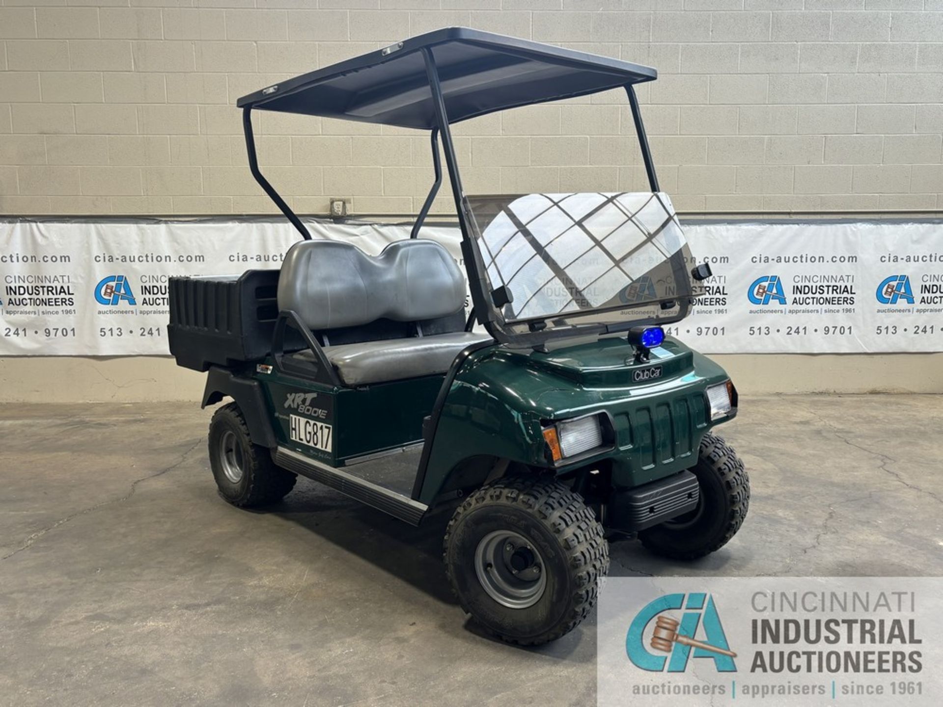 2018 CLUB CAR MODEL XRT800E ELECTRIC GOLF CART; S/N XF1806-849353, 286" X 45" X 12" DEEP DUMP BED, - Bild 2 aus 12