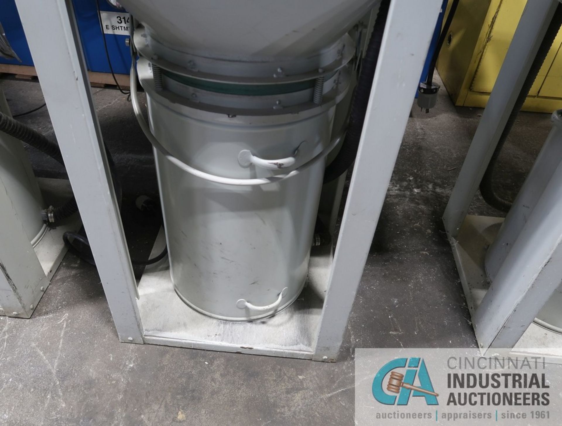 1 HP DCE UNIMASTER MODEL UMA73G1AD DUST COLLECTOR; S/N 98-1520/09 - From eyeglass lense - Image 2 of 4