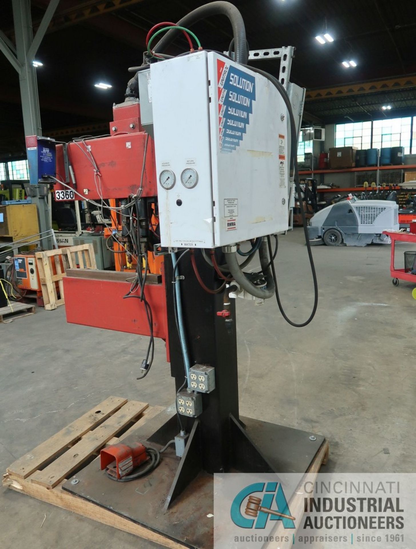 120 KVA JANDA TYPE MC2421201C SPOT WELDER; S/N M3160, UNITROL CONTROL, 24" THROAT - Image 5 of 9