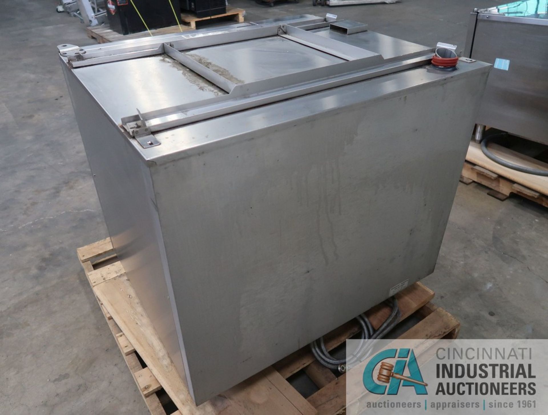 ELOMA MODEL GENIUS T6-11 RESTAURANT GRADE COMBI-OVEN; S/N TYPE 790214, 72704 (NEW 2009), 280 - Image 3 of 5