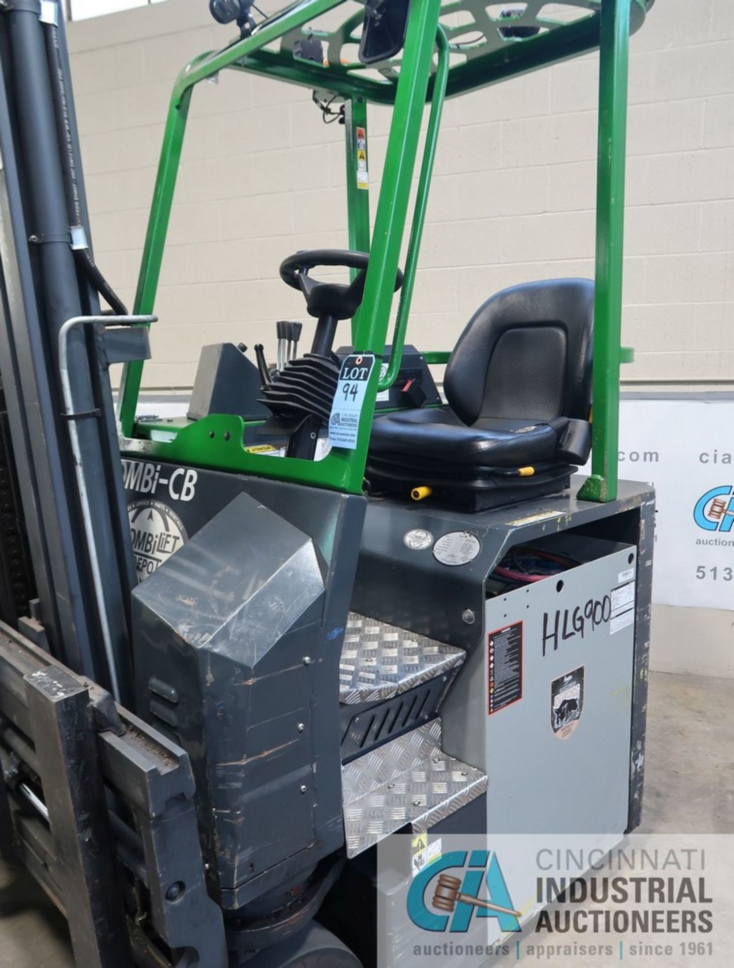 2016 COMBILIFT MODEL C6000CBE MULTI-DIRECTIONAL ELECTRIC FORKLIFT; S/N 31964, 4,575 HOURS SHOWING, - Image 10 of 17