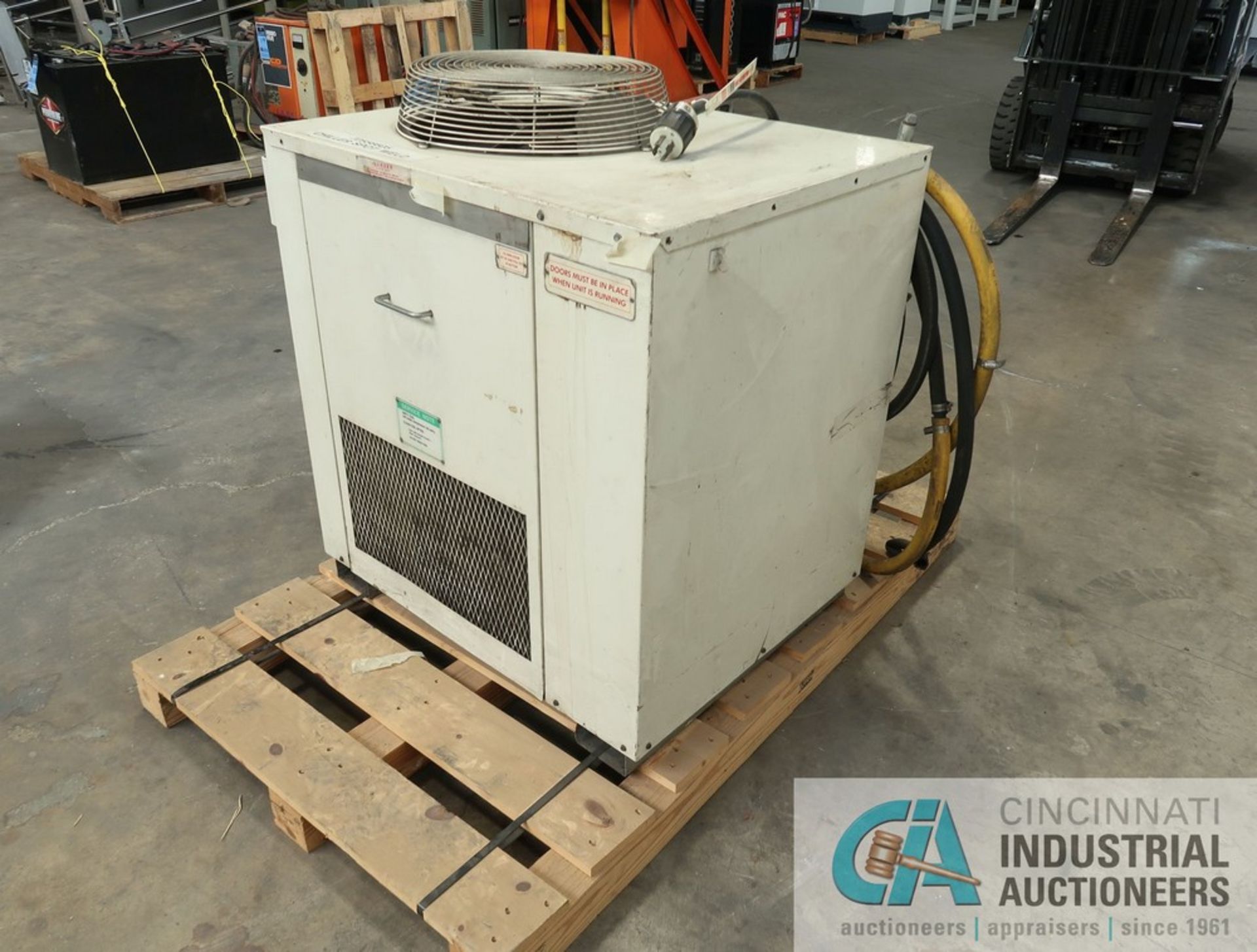 SCHREIBER MODEL 100AC TRUE TON WATER CHILLER; S/N 6605, 3-PHASE, 460 VOLTS - Image 3 of 5