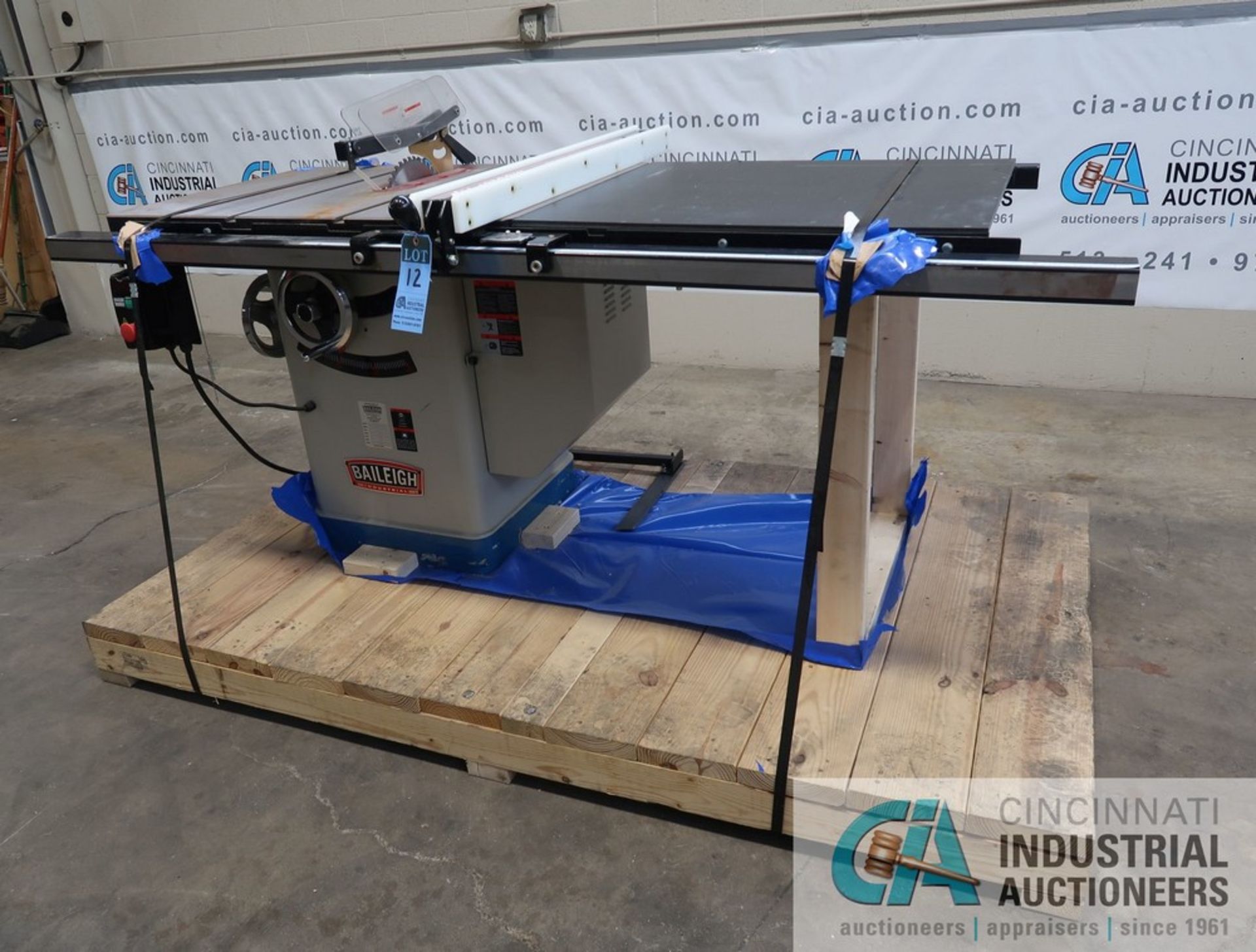 10" BAILEIGH MODEL TS-1040P050 TABLE SAW; S/N 170063-124 (NEW 9-2017), WITH T-SQUARE RIP FENCE - Bild 2 aus 8