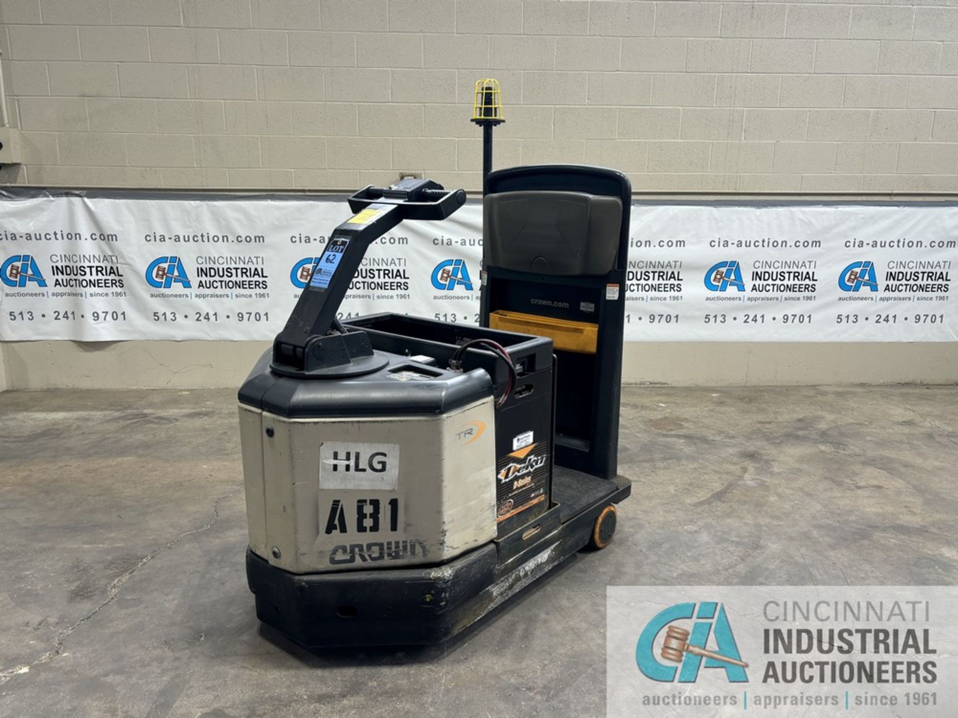 2016 CROWN MODEL TR4500 SERIES STAND-UP ELECTRIC TUGGER; S/N 10011757, 24-VOLT, 1,130 HOURS SHOWING,