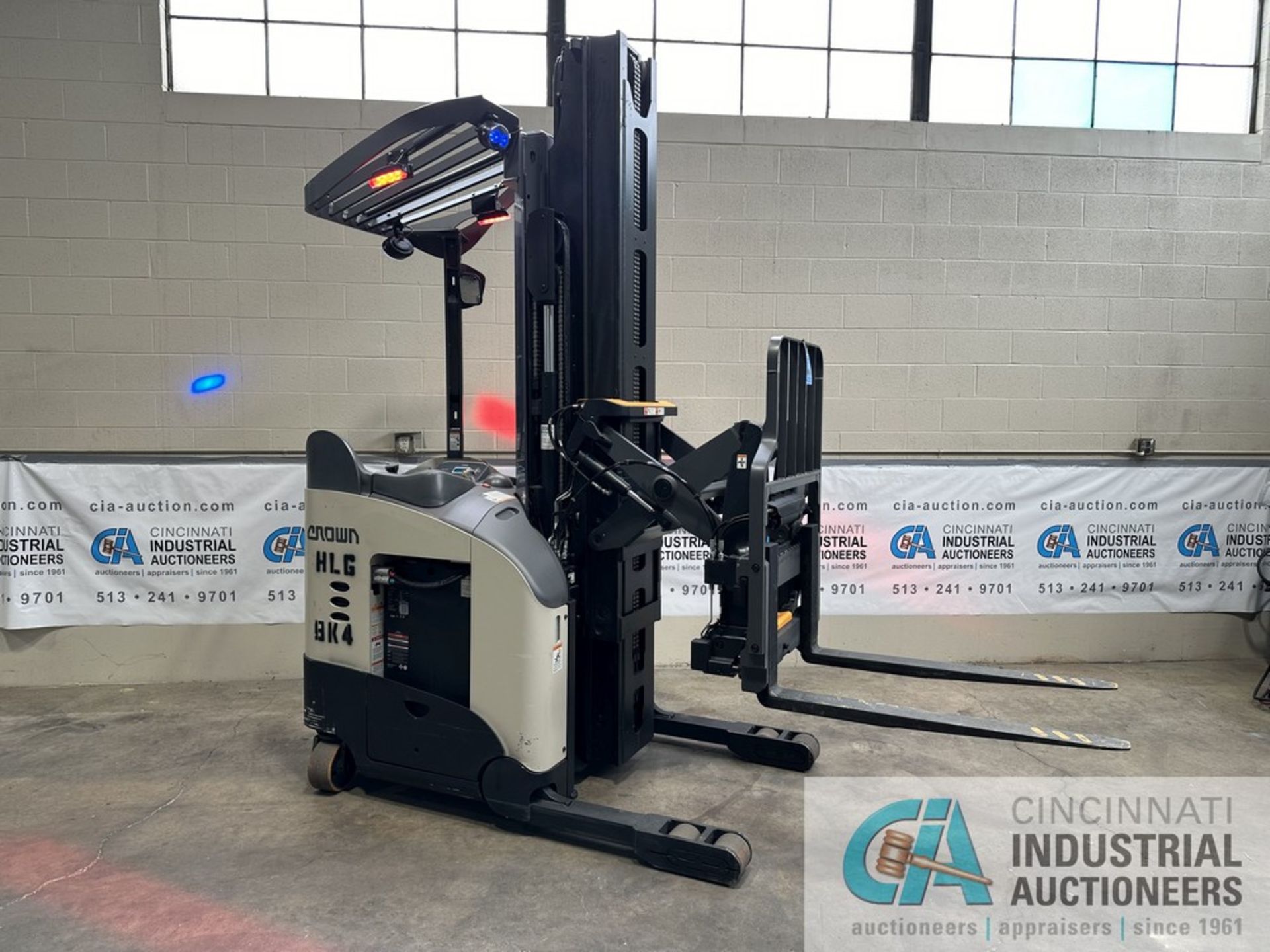 2016 CROWN MODEL RM6025-45 STAND-UP ELECTRIC REACH TRUCK W/ 250 HOURS; S/N 1A597265, 248 HOURS