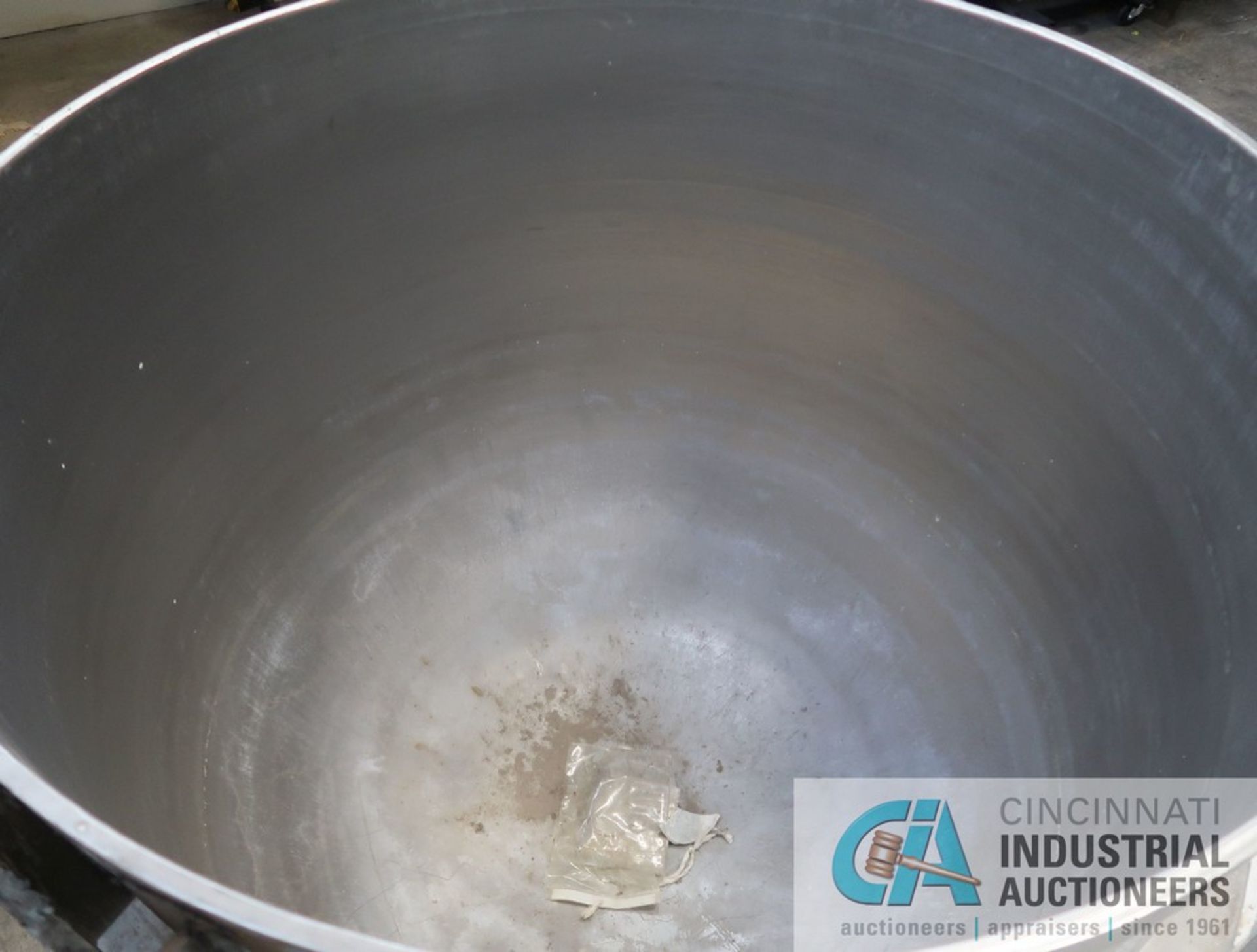 245 GALLON STAINLESS STEEL PORTABLE MIXING BOWL - Image 3 of 3