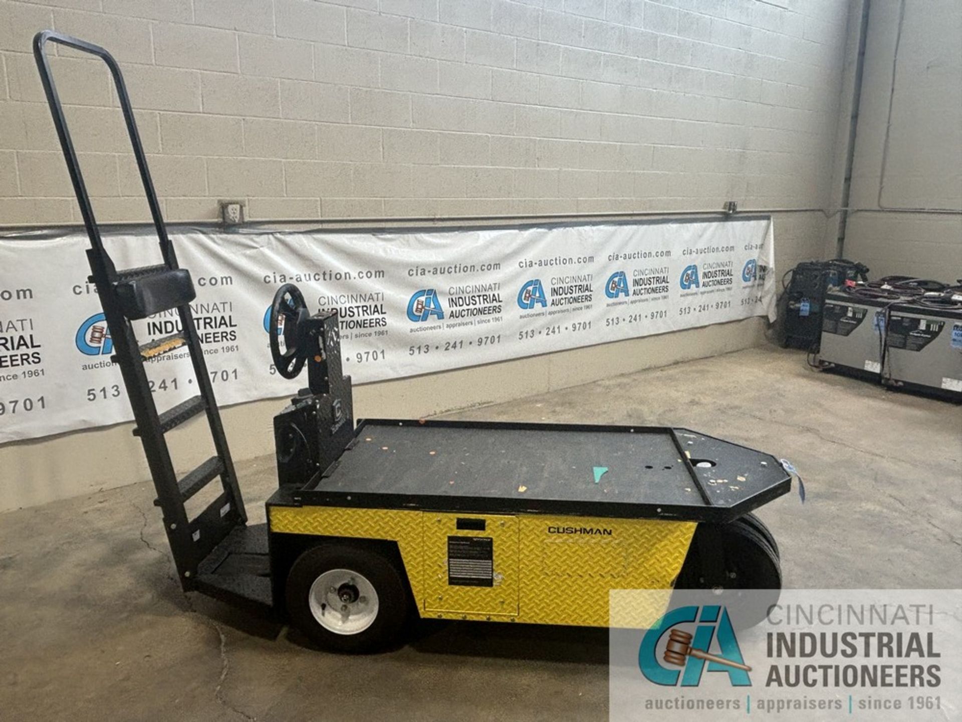 CUSHMAN STOCKCHASER ELECTRIC STAND-UP UTILITY CART; S/N 3058715, WITH BUILT IN 24-VOLT CHARGER - Image 2 of 11