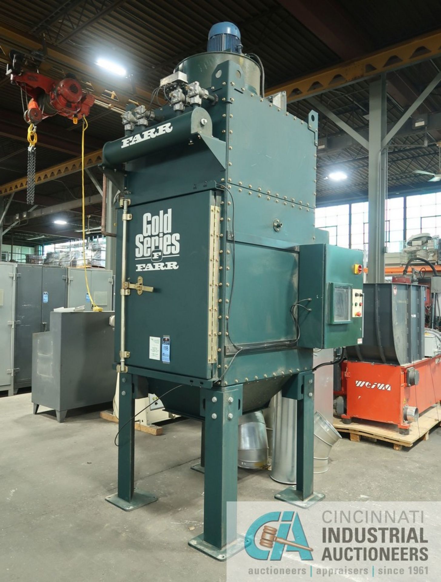 7.5 HP FARR GOLD SERIES FOUR-FILTER DUST COLLECTOR - Cannot find data plate, appears to be new never