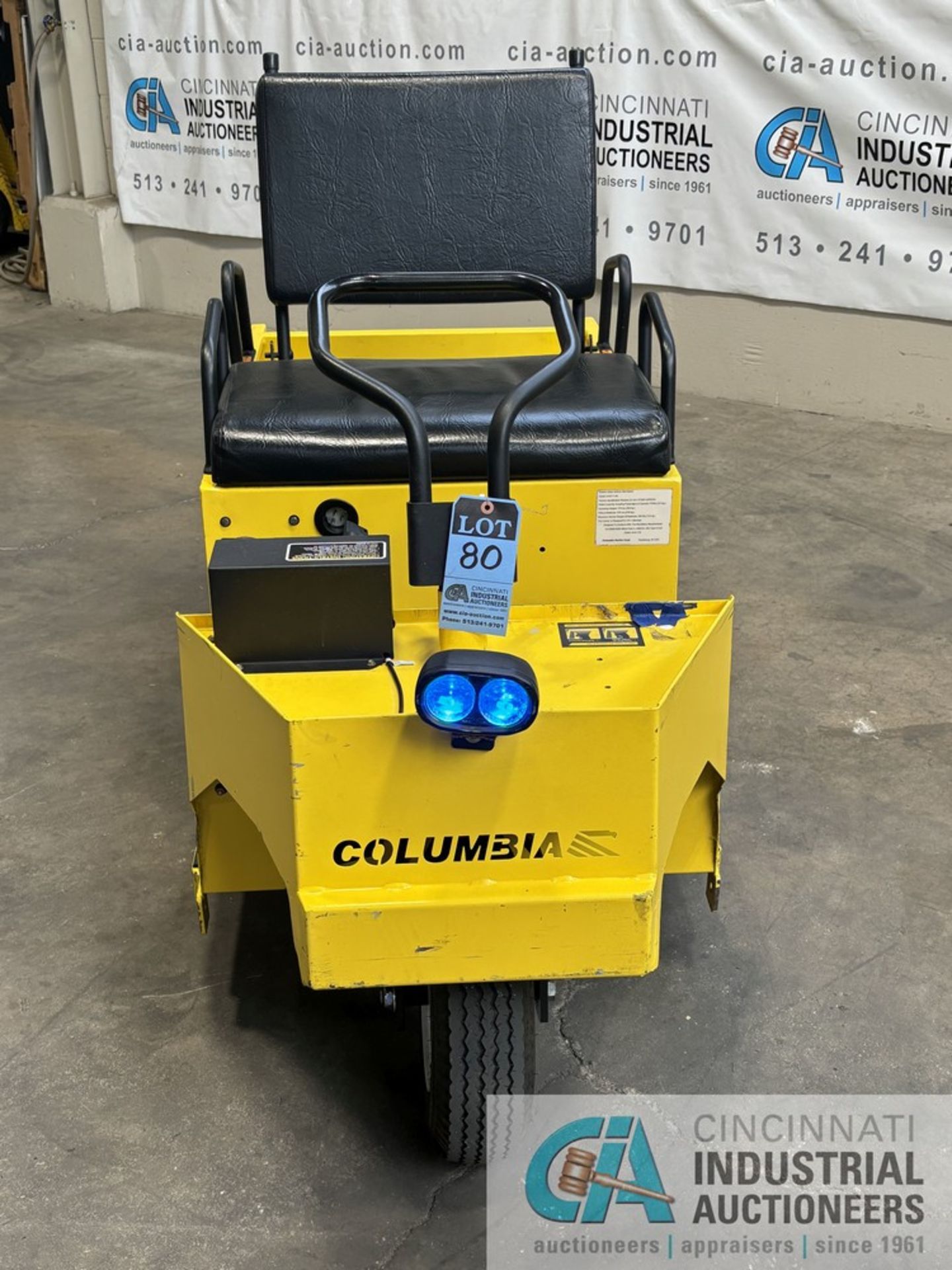 COLUMBIA MODEL EX21-T-24 EXPEDITER SIT-DOWN ELECTRIC UTILITY CART; S/N ET2E2-3ZR0152, WITH BUILT - Image 2 of 11
