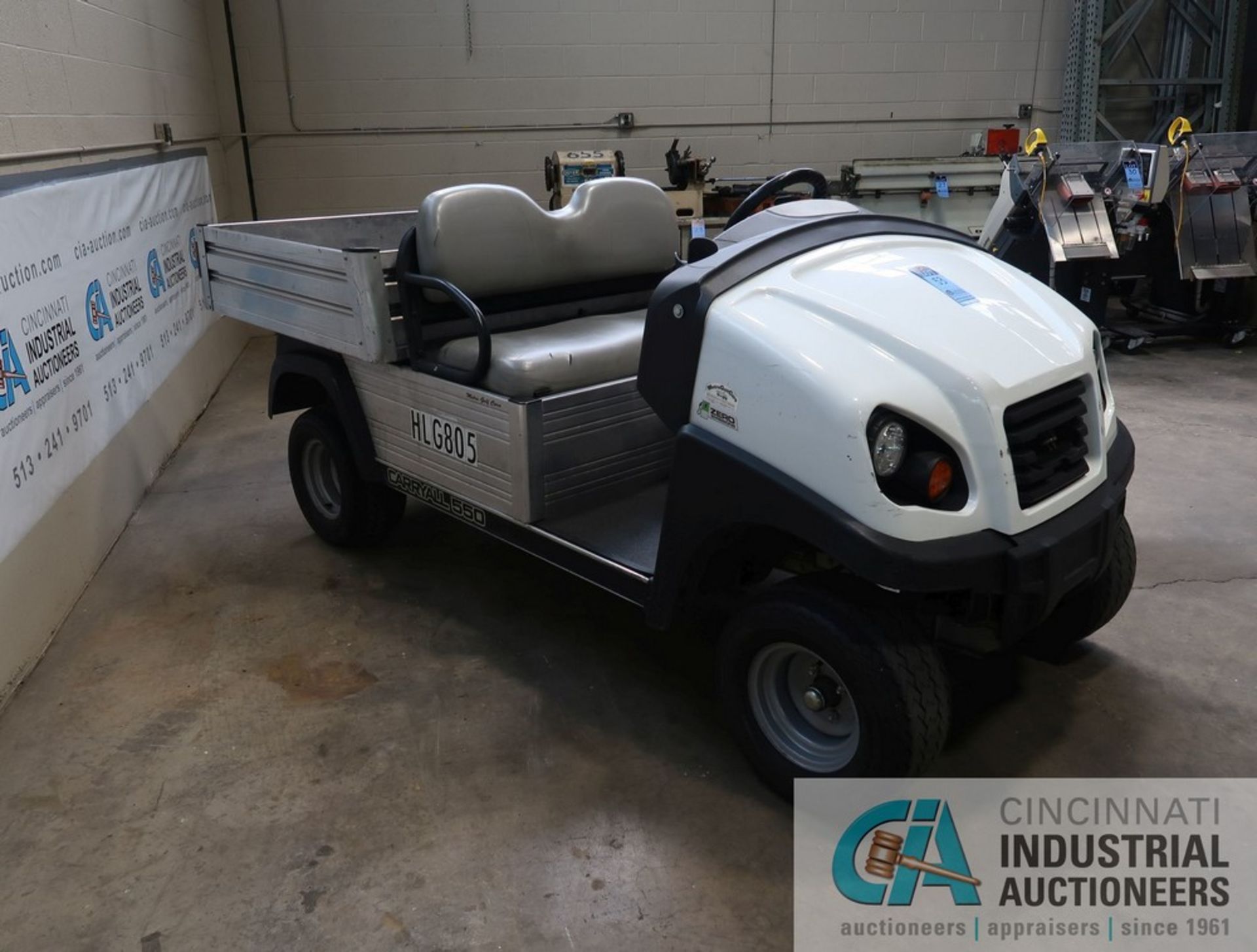 2015 CLUB CAR MODEL CARRYALL 550 ELECTRIC GOLF CART- Needs new batteries - does not run; S/N MM1535 - Image 2 of 13