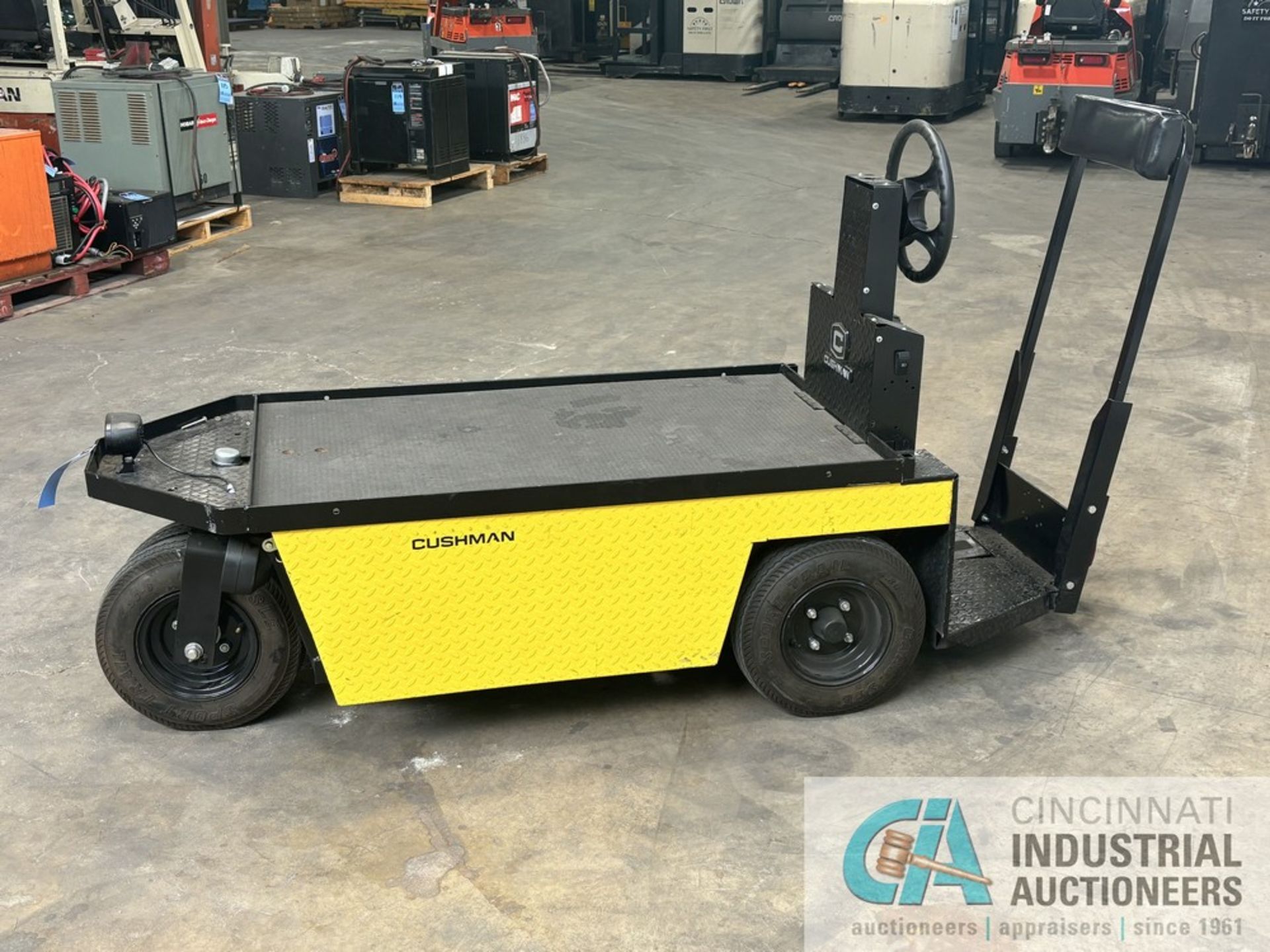 CUSHMAN STOCKCHASER ELECTRIC STAND-UP UTILITY CART; S/N 3484373, WITH BUILT IN 24-VOLT CHARGER - Image 3 of 9