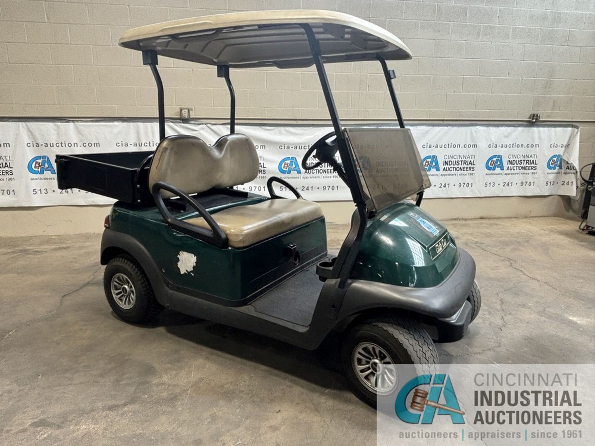 2015 CLUB CAR 2-PERSON ELECTRIC GOLF CART; S/N JH1541-596920, 28" X 42" X 8" DEEP DUMP BED, 48-VOLT,