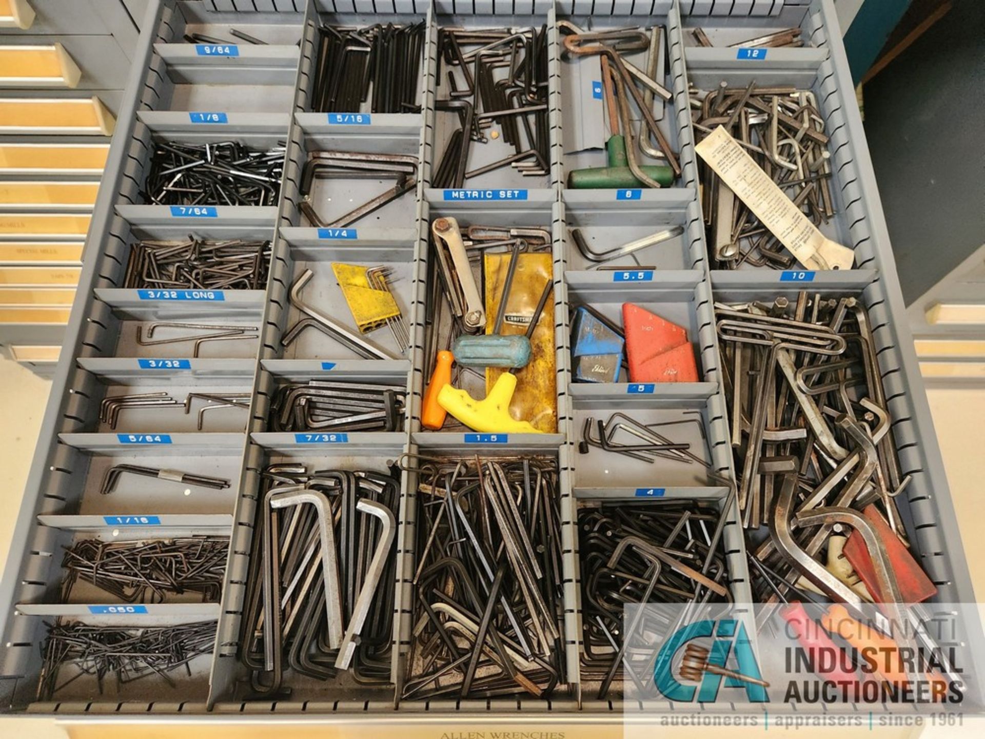 15-DRAWER STANLEY VIDMAR TOOLING CABINET W/ GRINDING STONES, ABRASIVES, ALLEN WRENCHES, DRILLS, - Image 7 of 17