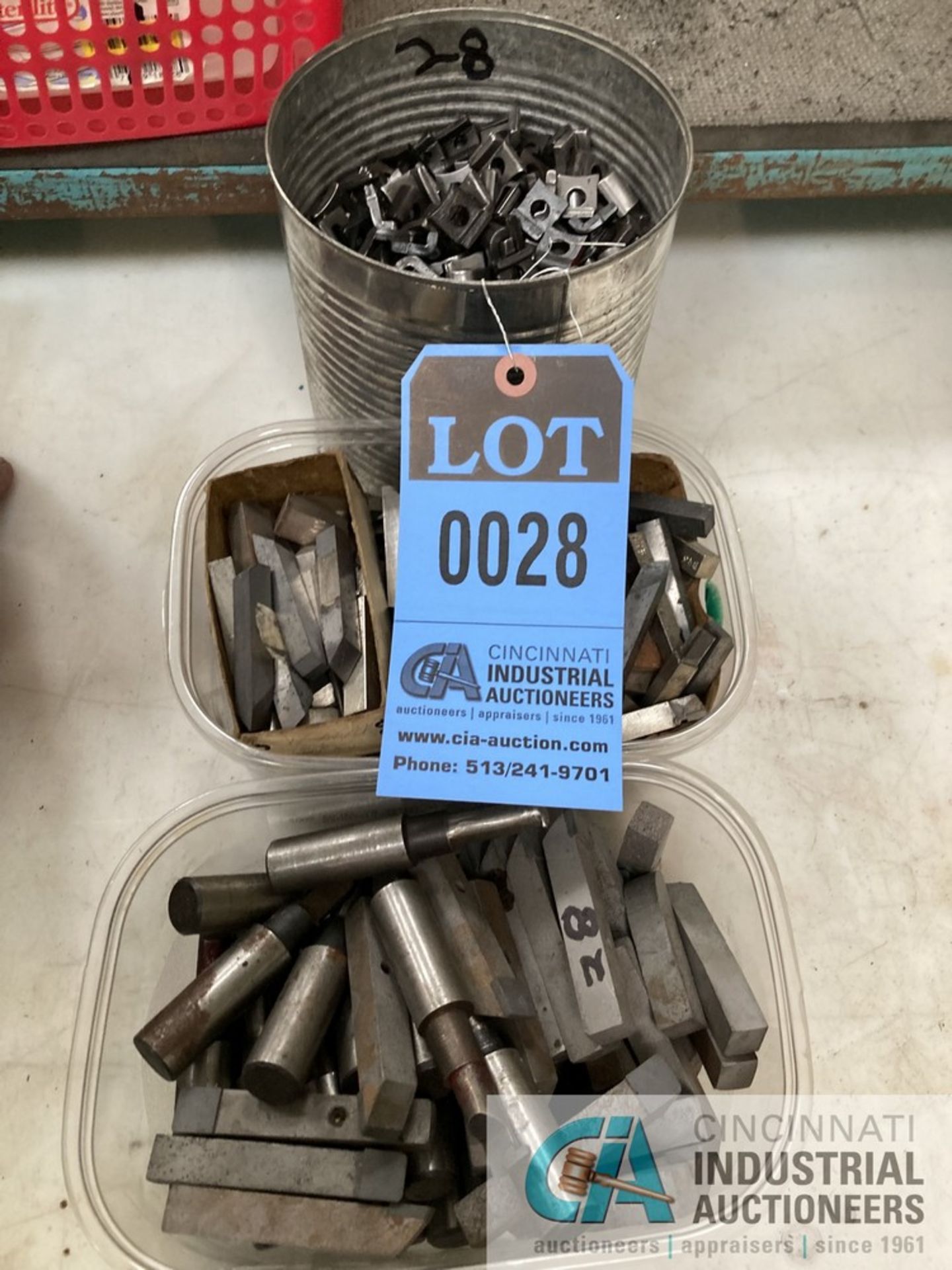 (LOT) CEMENTED CUTTERS & CARBIDE INSERTS