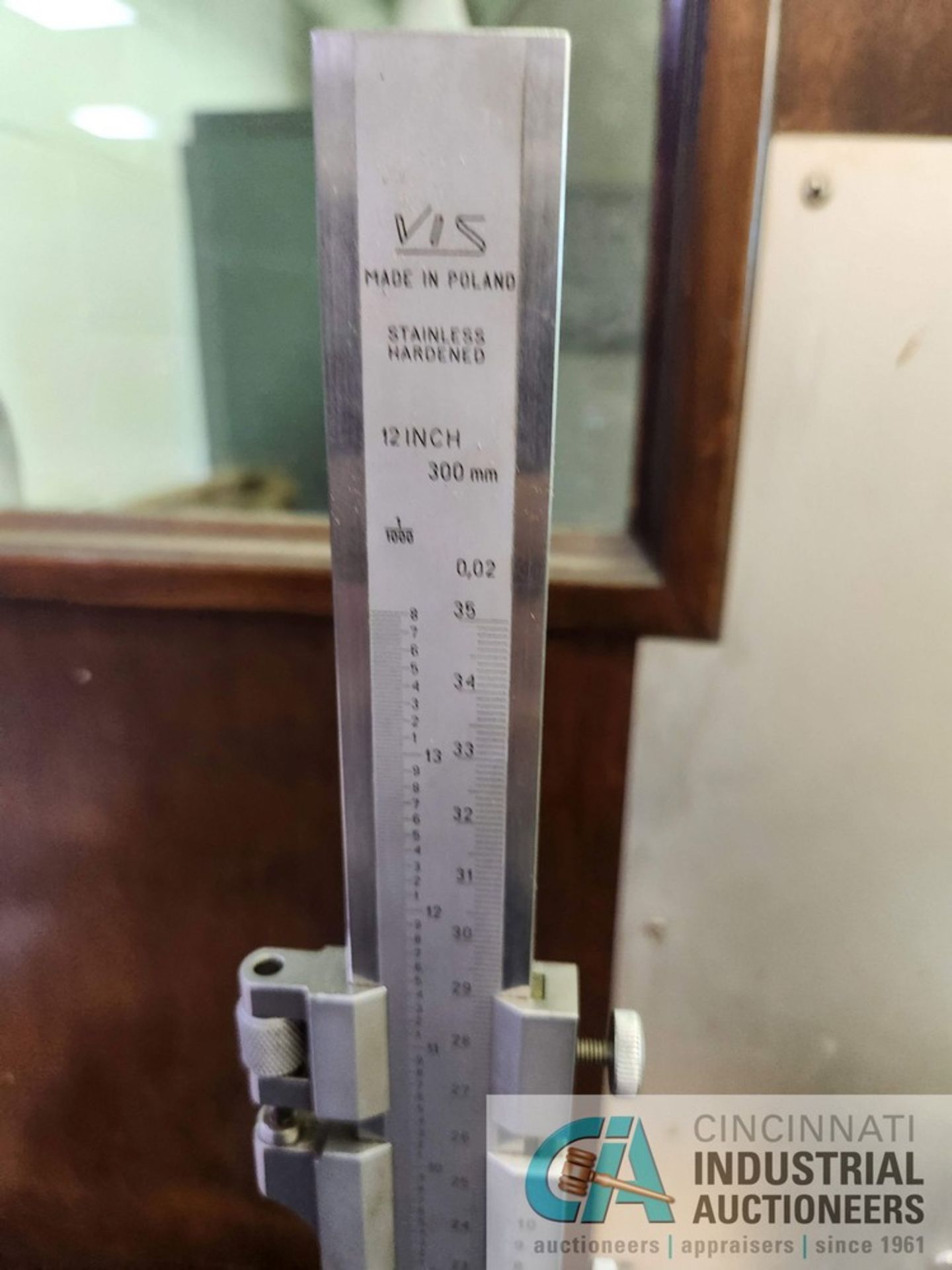 (LOT) DIAL INDICATOR STAND, 12" VIS HEIGHT GAGE - Image 2 of 3