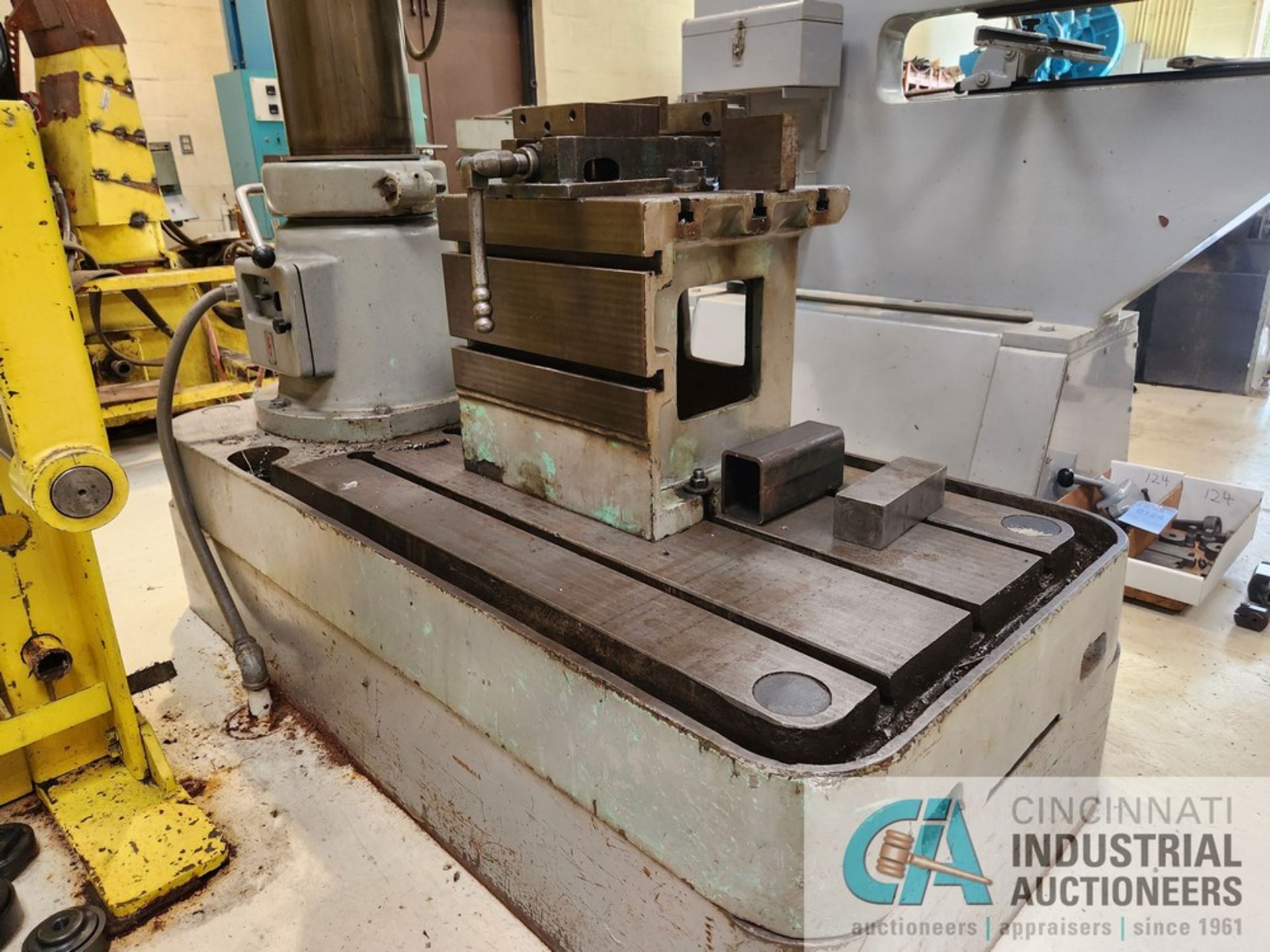 9" COLUMN X 48" ARM SUMMIT MODEL 3H RADIAL ARM DRILL; S/N 783, 18" X 18" DRILL TABLE & 6" VISE - Image 6 of 7