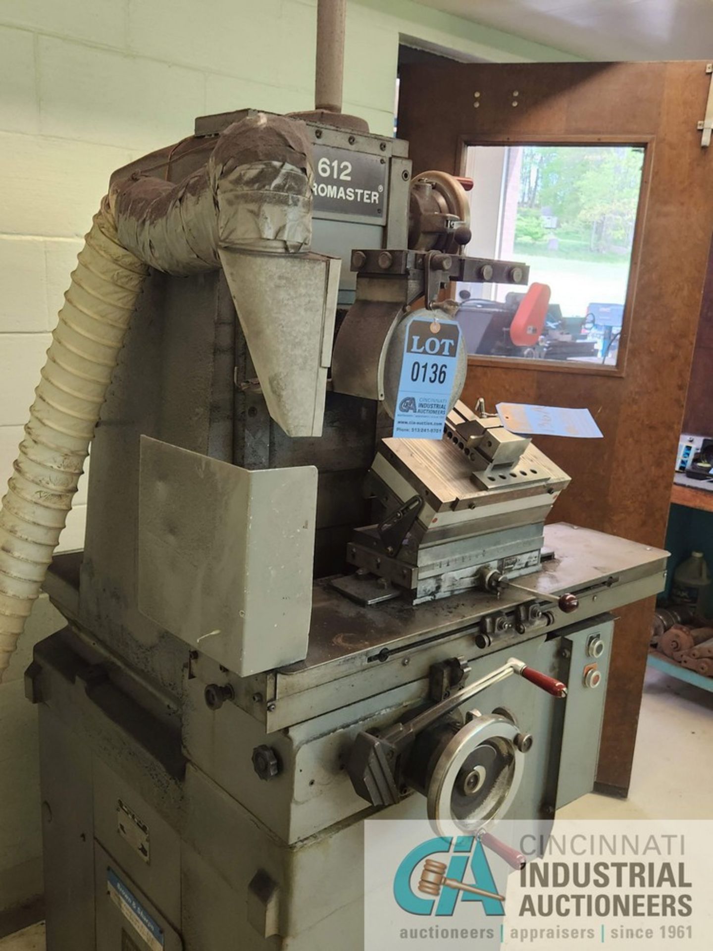 BROWN & SHARPE 612 MICROMASTER SURFACE GRINDER; S/N 523-612-533, W/ 6" X 12" BROWN & SHARPE COMPOUND - Image 2 of 6