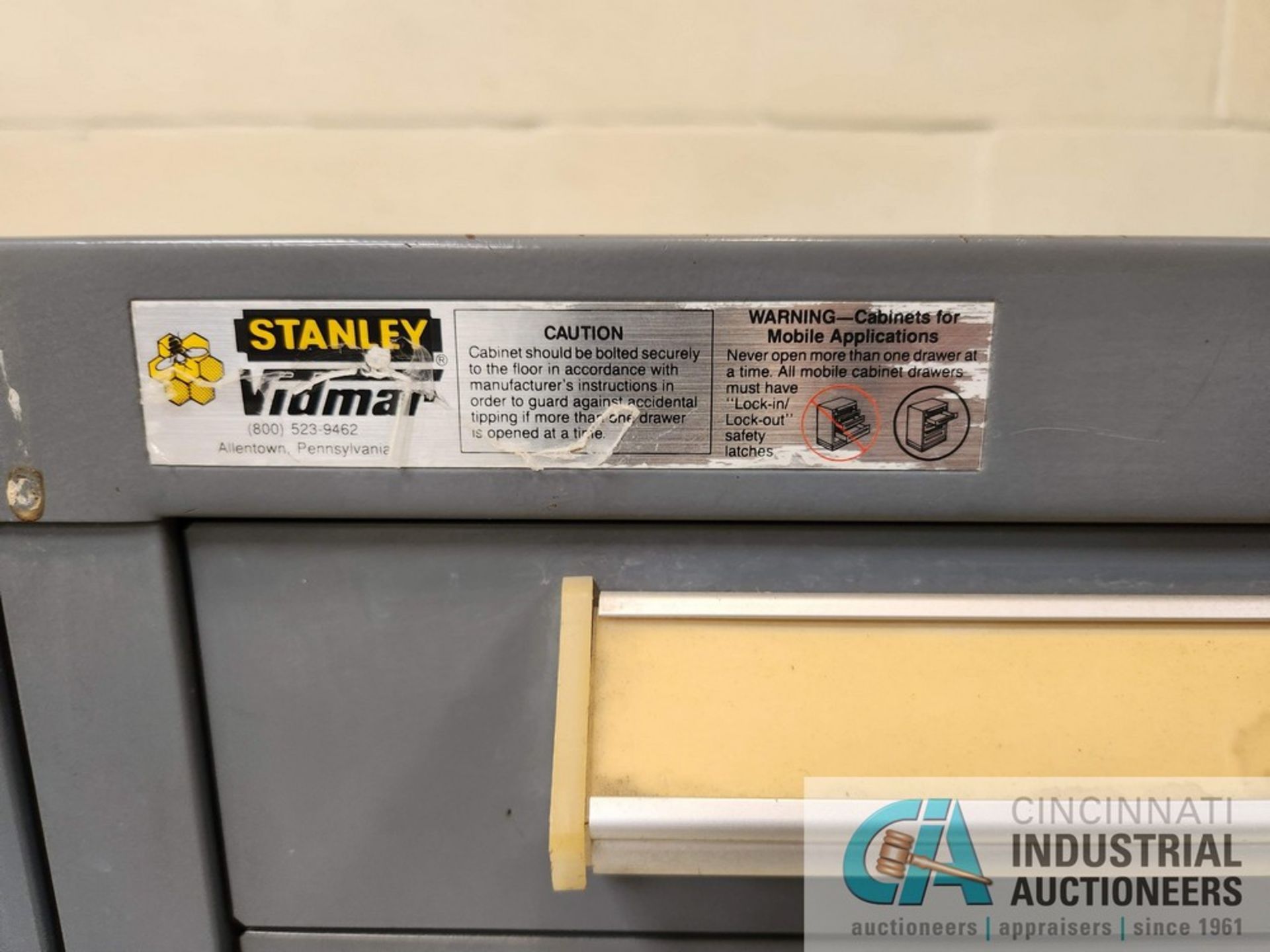 15-DRAWER STANLEY VIDMAR TOOLING CABINET W/ GRINDING STONES, ABRASIVES, ALLEN WRENCHES, DRILLS, - Image 2 of 17