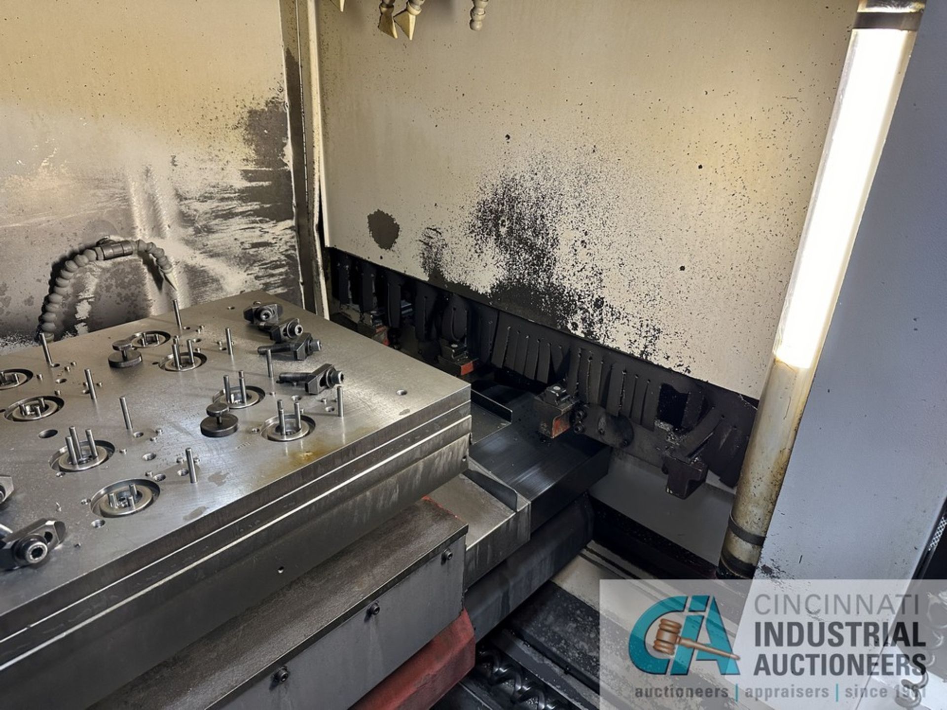 ****Mazak Model Nexus 510C-II/2PC CNC Vertical Machining Center; s/n 186630 (2006) 3-Axis Vertical - Image 6 of 20