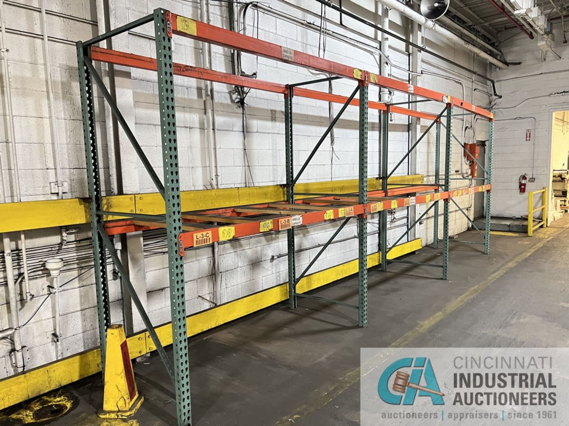 SECTIONS 42" X 92" X 108" HIGH TEAR DROP TYPE ADJUSTABLE BEAM PALLET RACK INCLUDING (8) 42" X 108" - Image 3 of 3