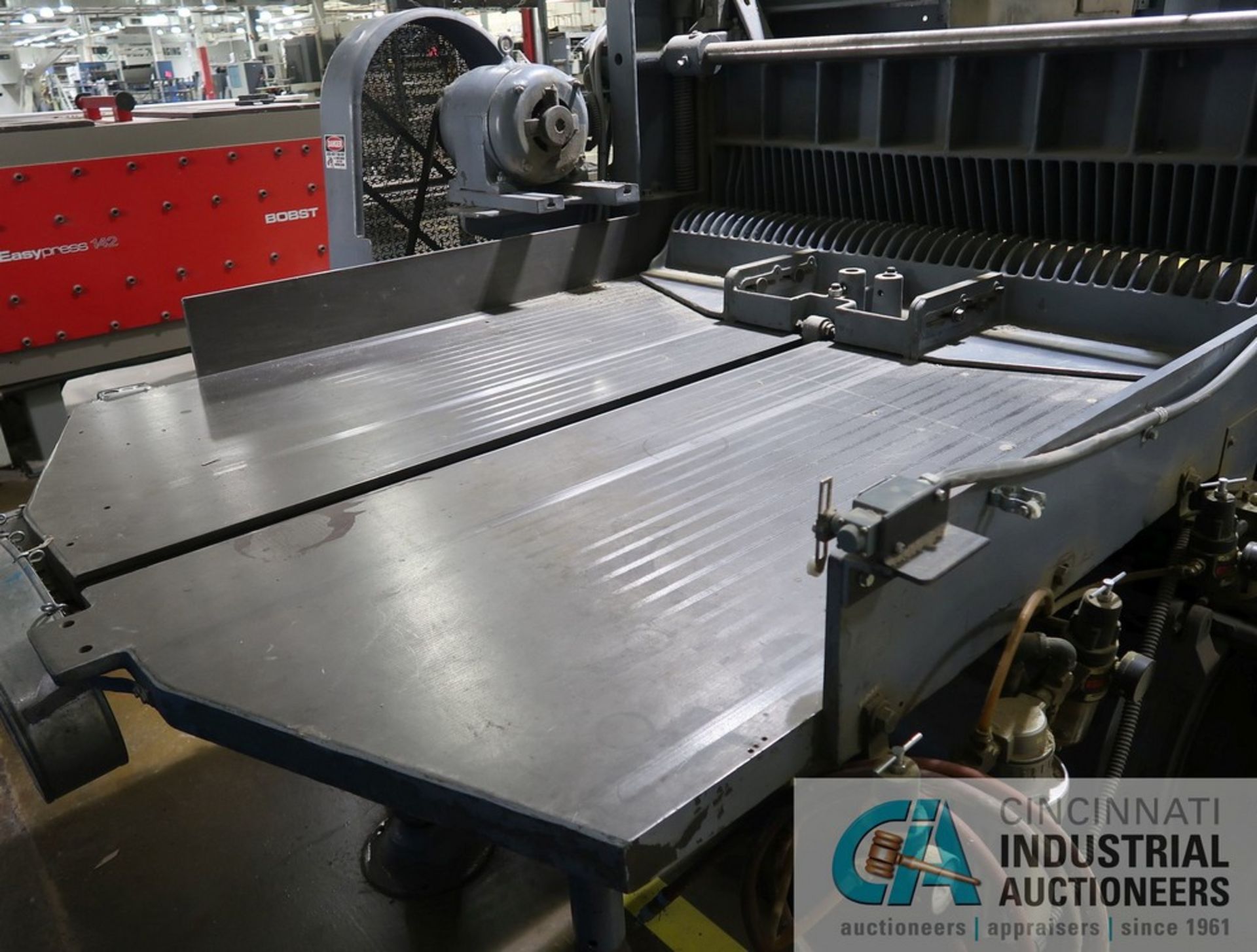 65" SEYBOLD MODEL CFF-P PAPER CUTTER; S/N CFF-524, WITH 92) SAFETY CLOSURES RAKE BACKSTOP, FOOT - Image 4 of 16