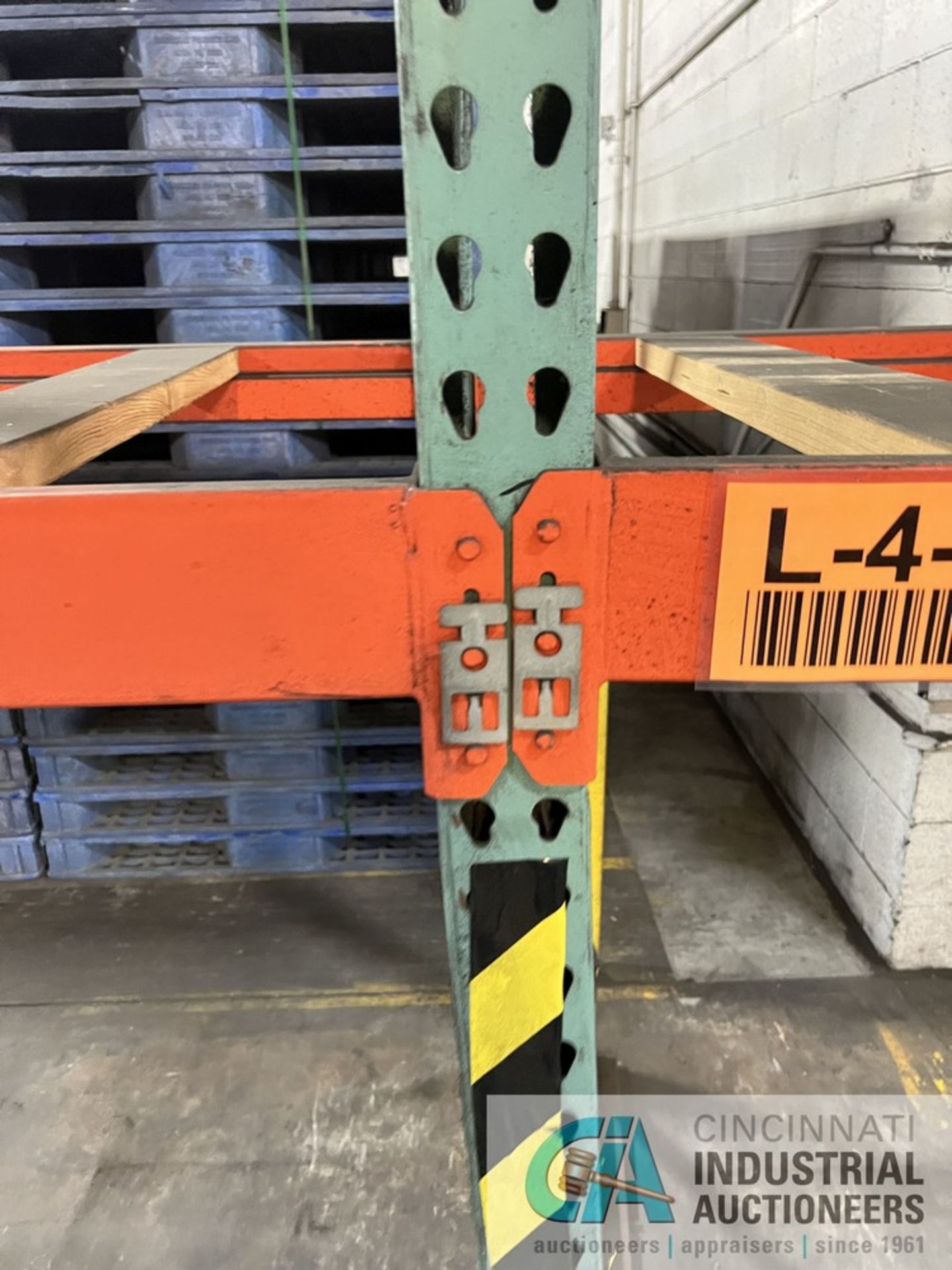 SECTIONS 42" X 92" X 108" HIGH TEAR DROP TYPE ADJUSTABLE BEAM PALLET RACK INCLUDING (8) 42" X 108" - Image 2 of 3