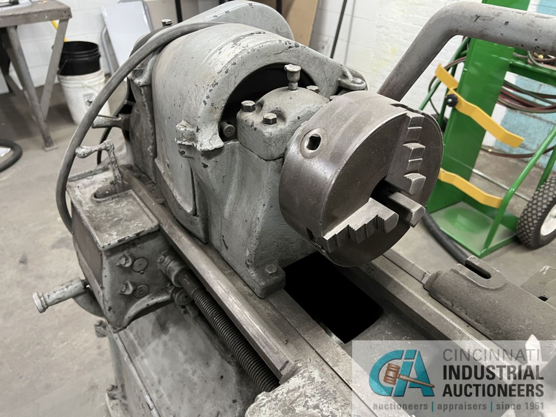 16" X 56" SOUTH BEND ENGINE LATHE; S/N 50199, 7-1/2" 3-JAW CHUCK, TOOLHOLDER, TAILSTOCK - Image 4 of 7