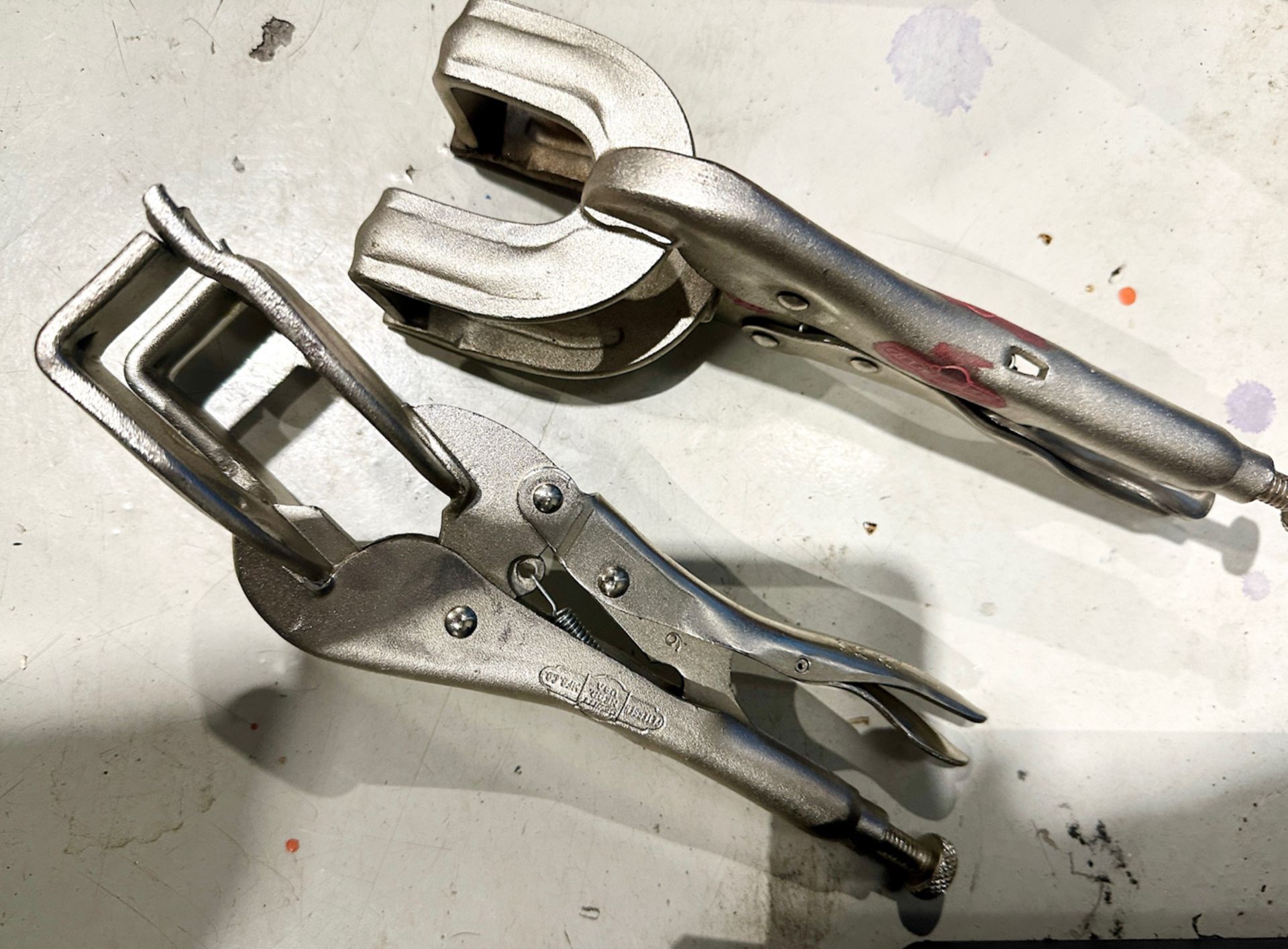 Lot of 2 Clamps