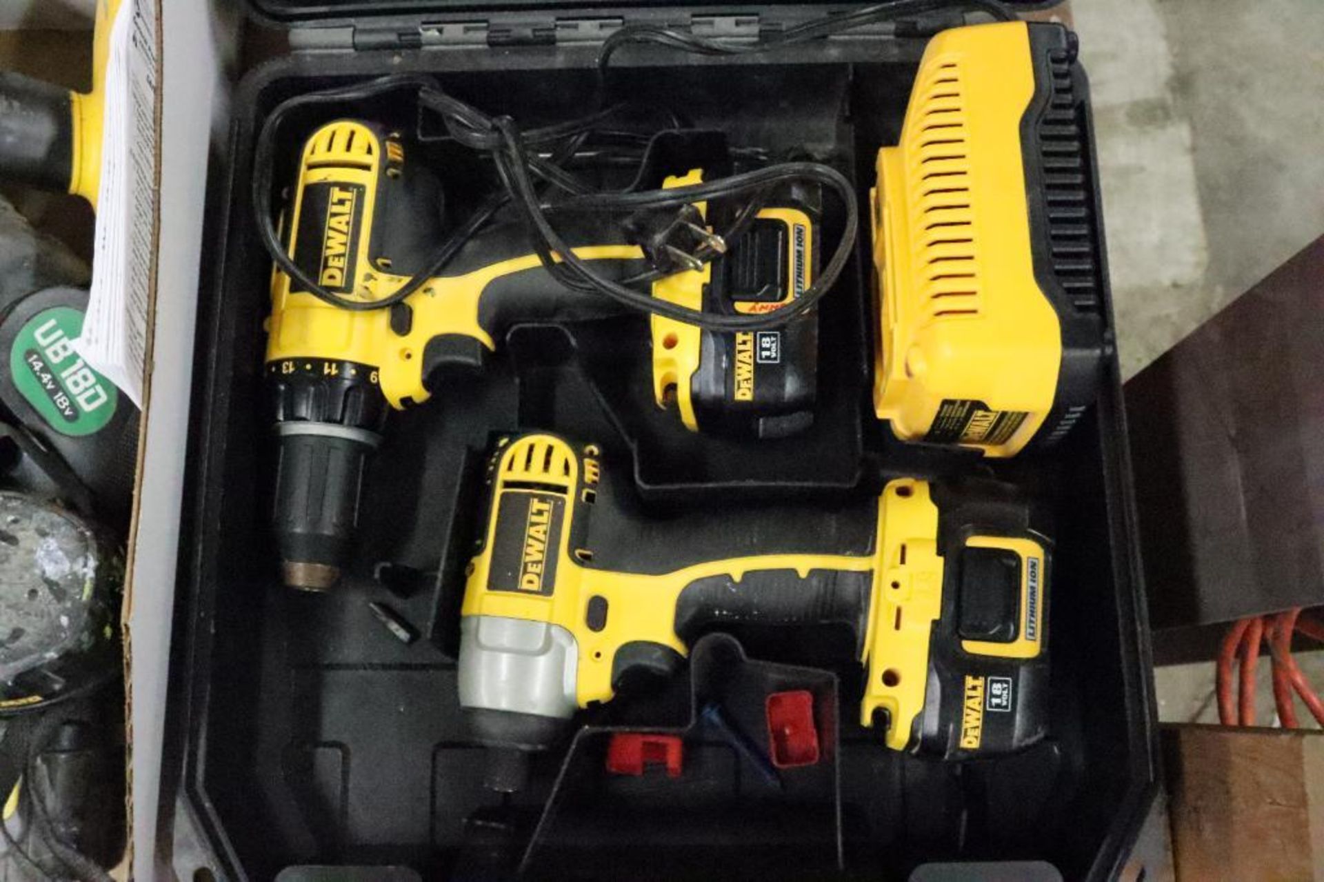 DeWalt cordless tools - Image 2 of 7