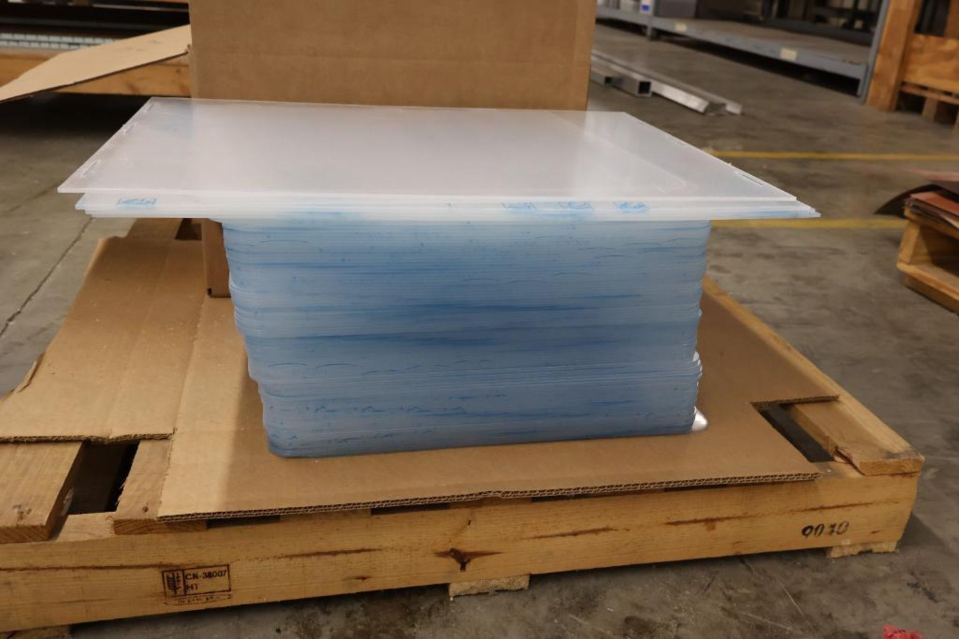 Pallet of material - Image 7 of 17