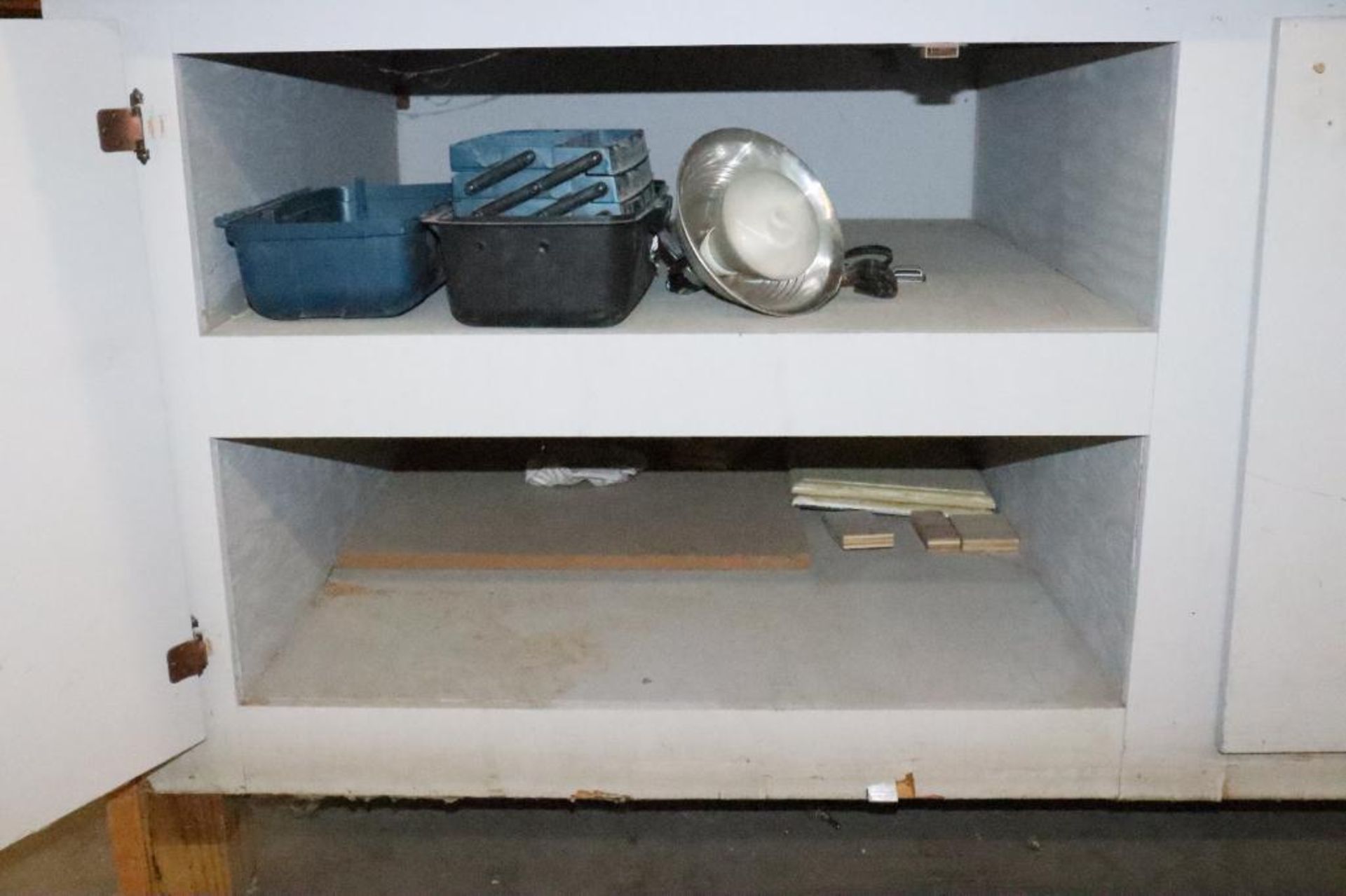 Work bench w/ cabinet storage - Image 12 of 17