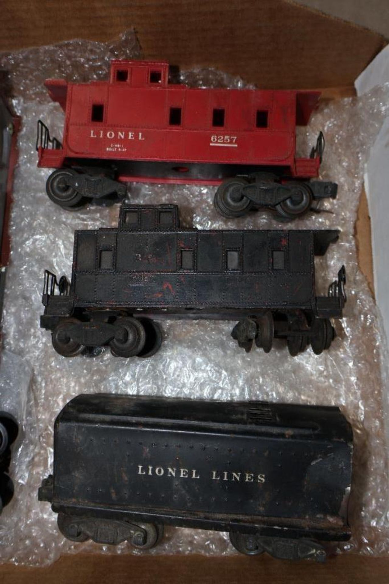 Lionel trains - Image 6 of 17