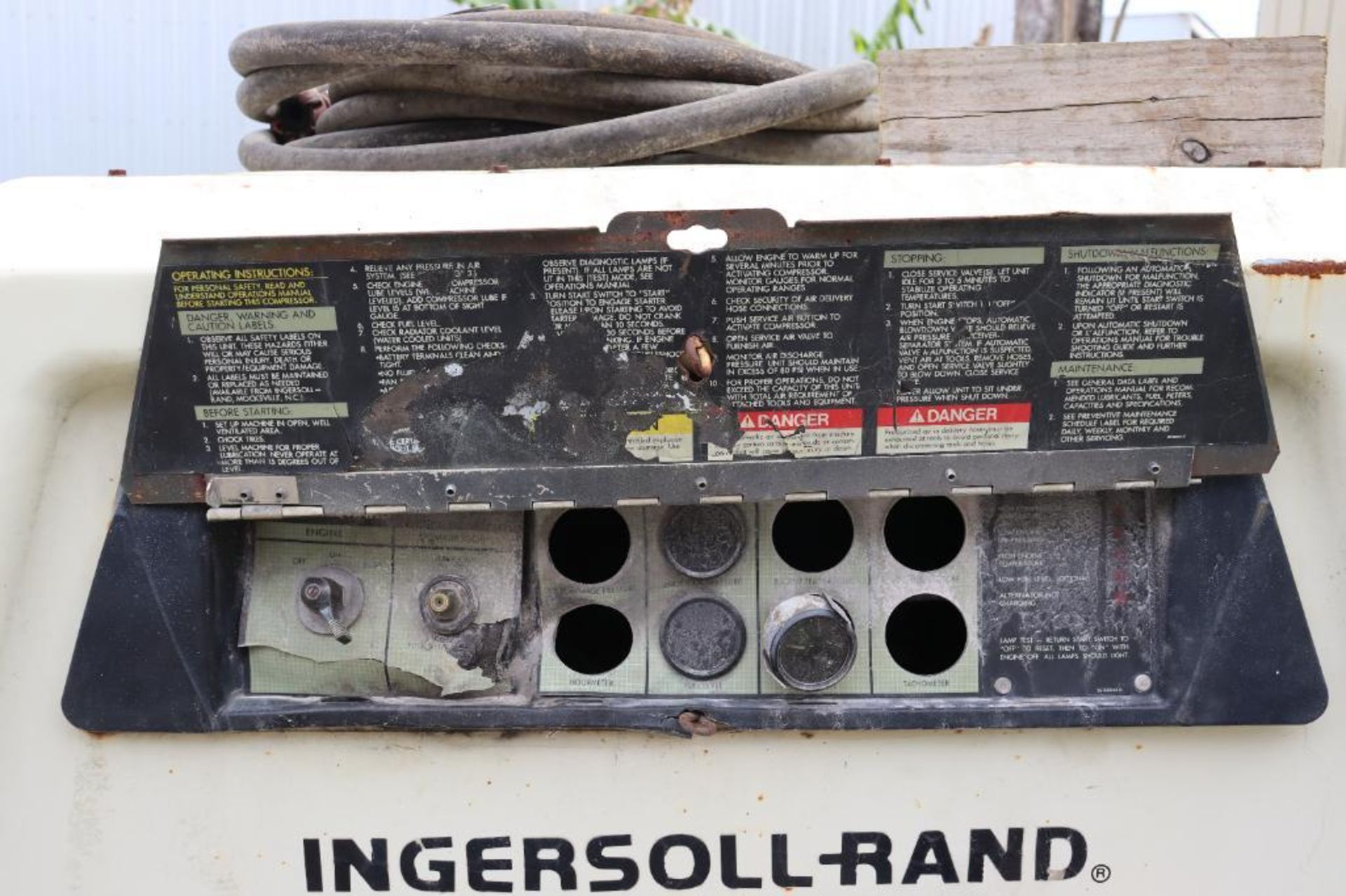 Ingersoll- Rand 185 diesel air compressor - Image 7 of 14