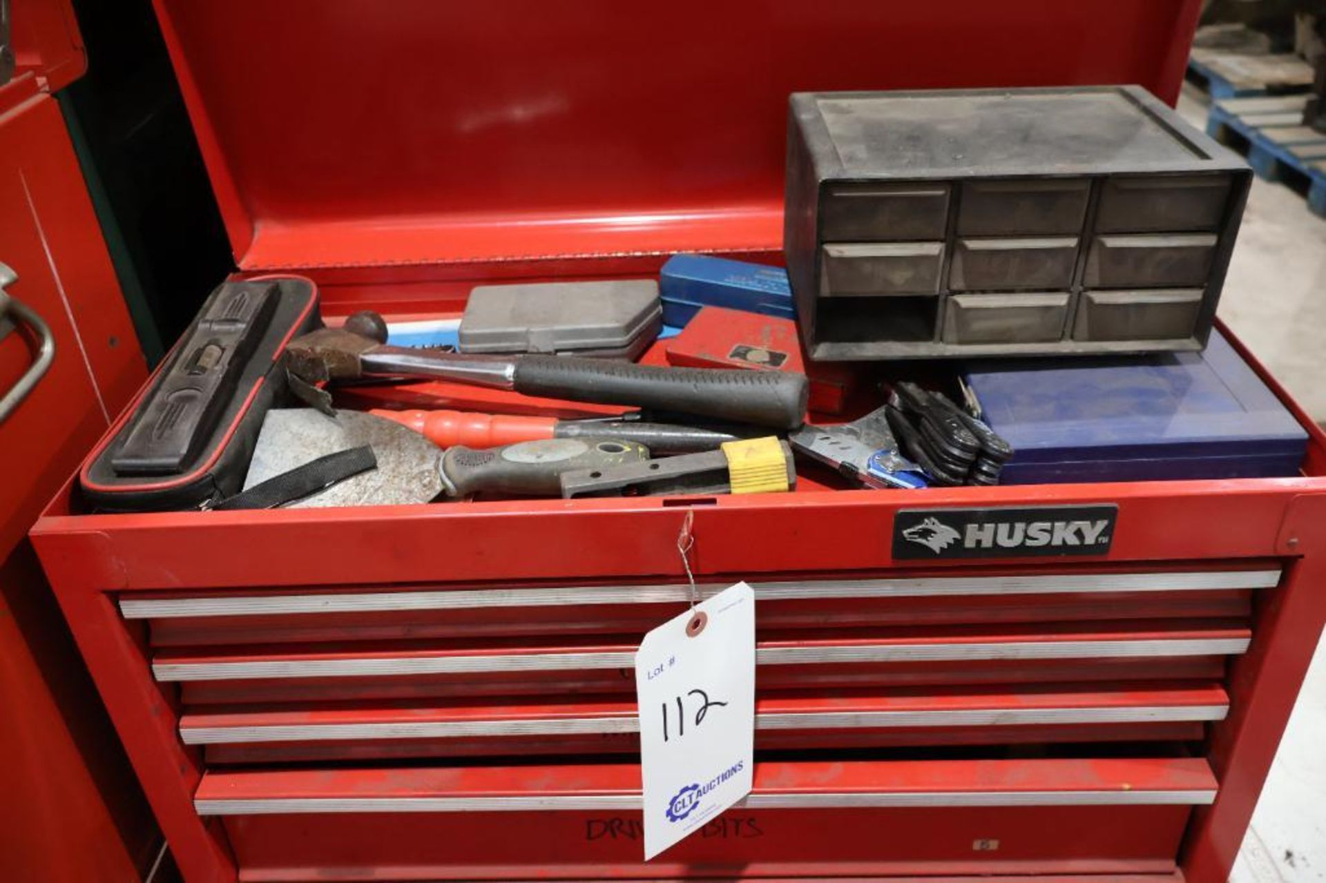 Husky tool box w/ tools - Image 3 of 9