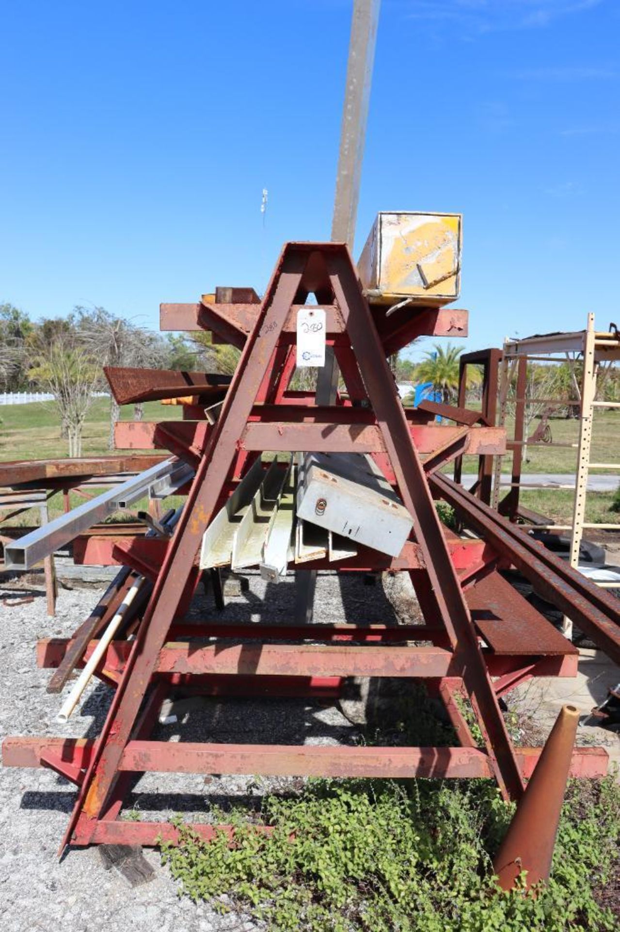 Steel material rack w/ contents - Image 5 of 7