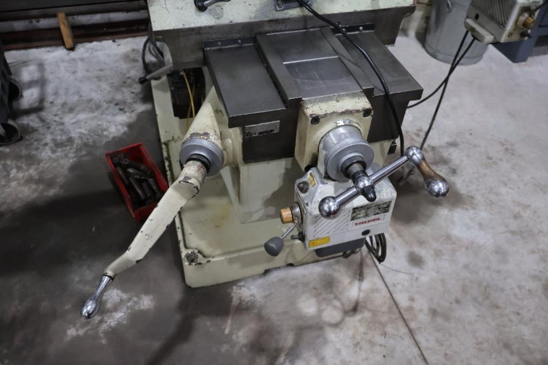 MSC Vertical milling machine - Image 8 of 14