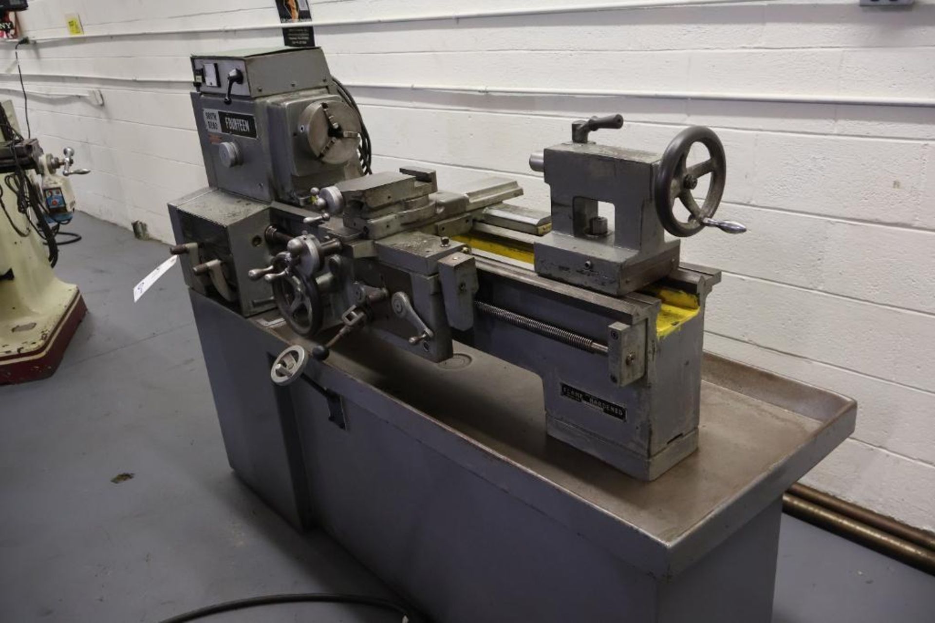 Southbend 14, 14" x 30" engine lathe - Image 4 of 17