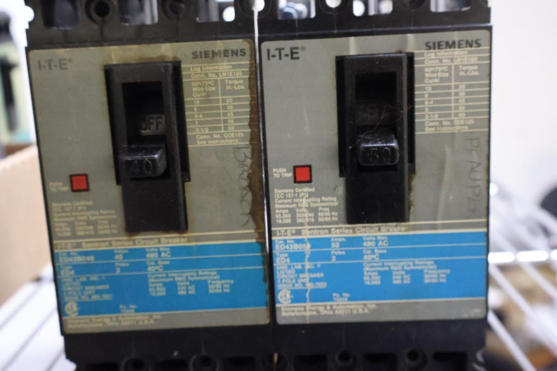 ITE Siemens 480v circuit breakers - Image 5 of 5