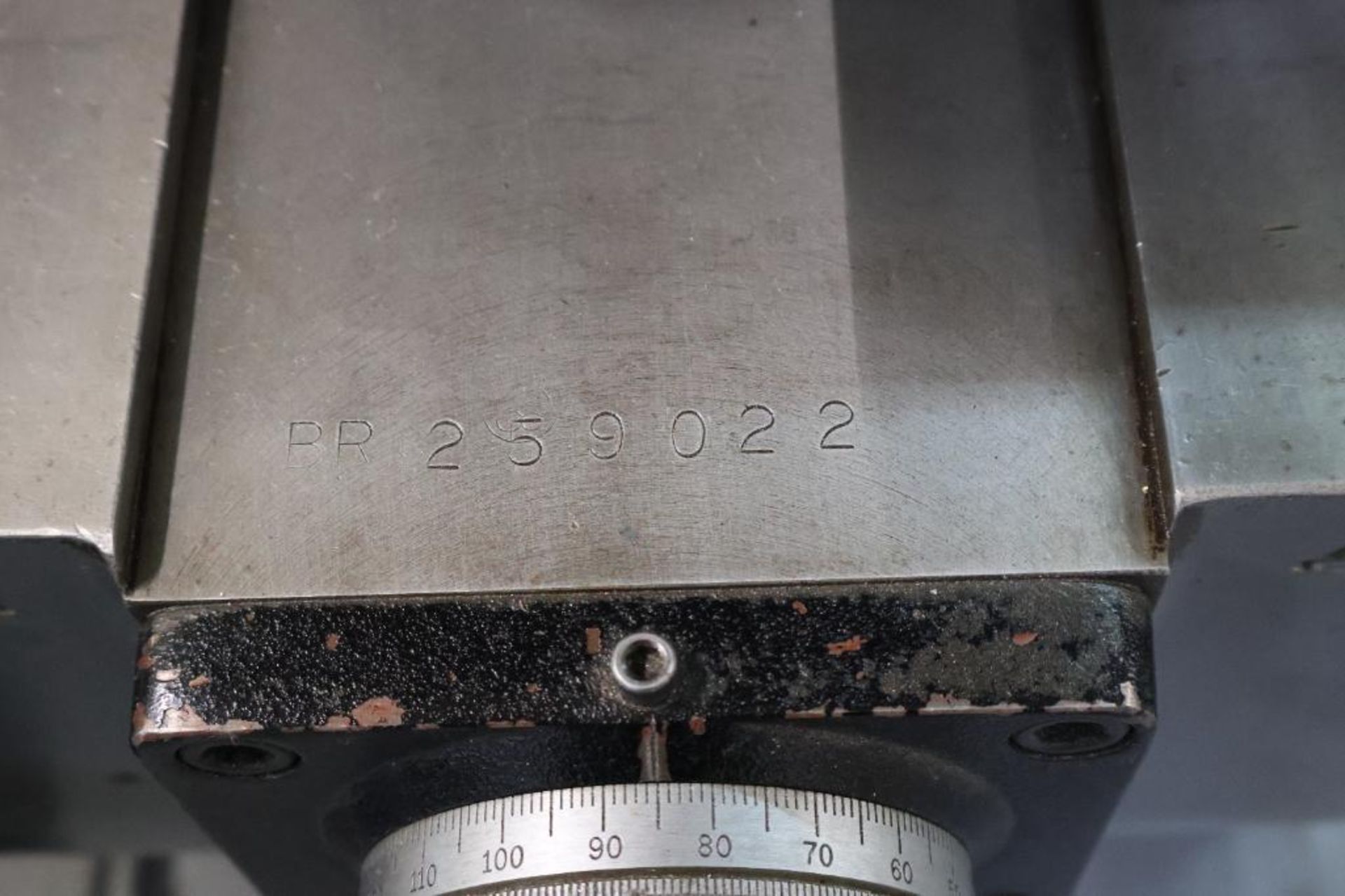 Bridgeport vertical milling machine W/ accessories - Image 14 of 29