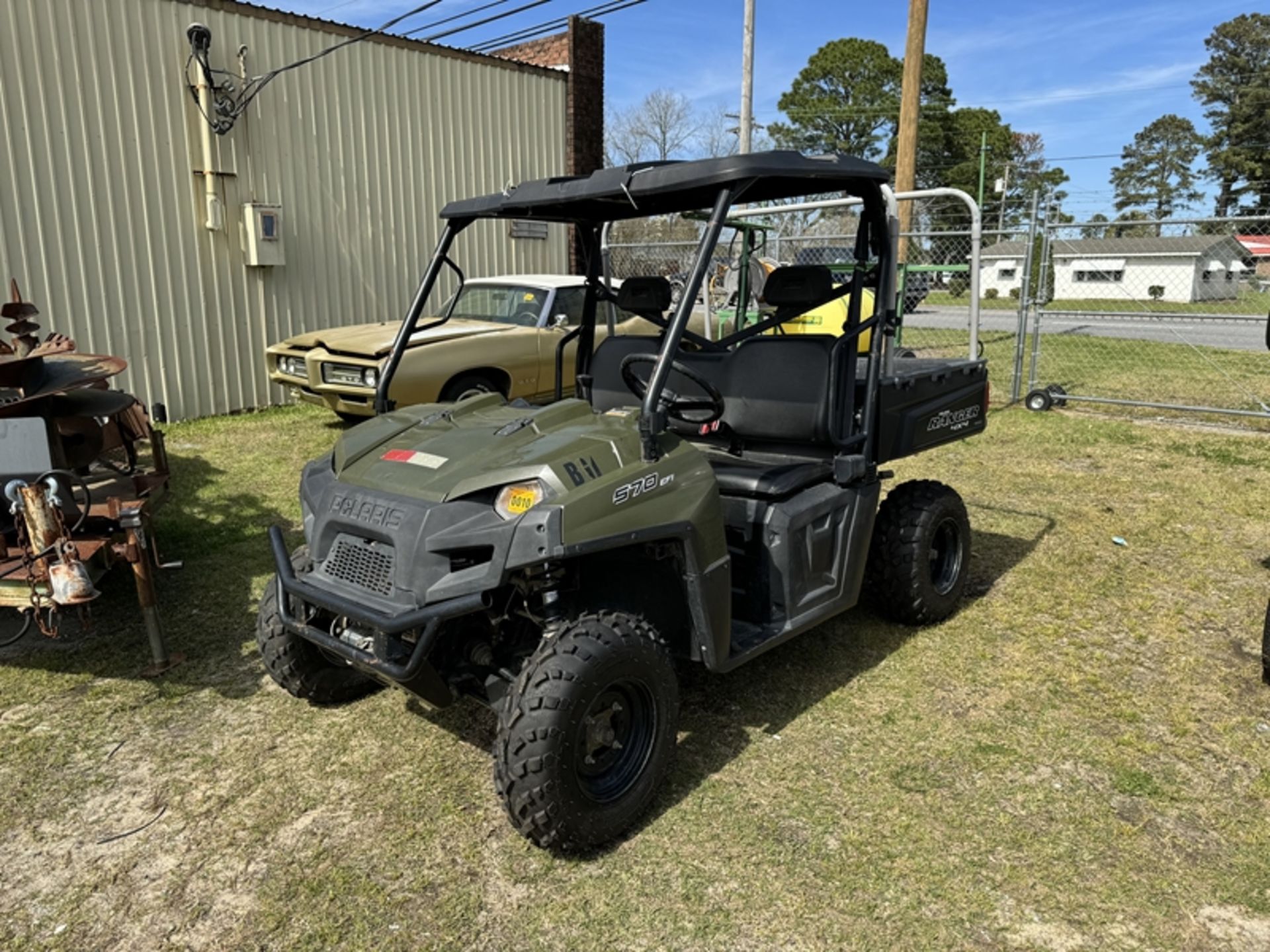 POLARIS 570 EFI Ranger 4x4 - 288 hours showing - 1,698 miles showing